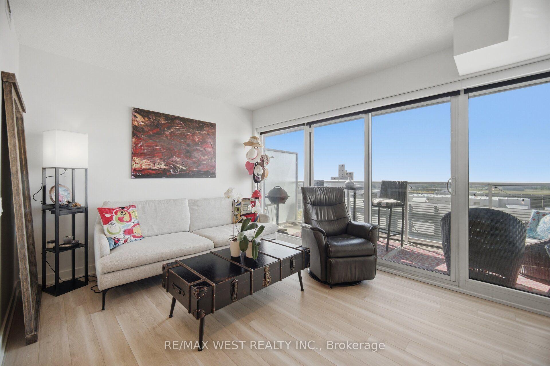 Photo 11 of Unit 1602, 17 Bathurst Street, Toronto, Waterfront Communities — HOMEH