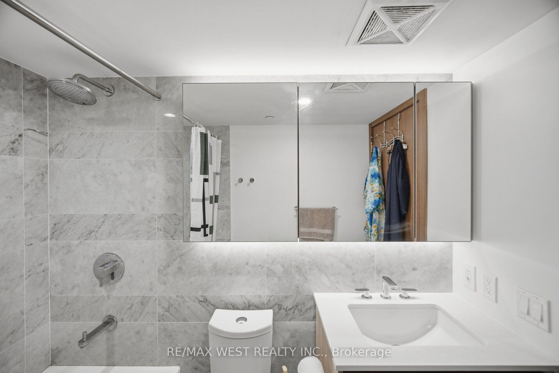 Photo 19 of Unit 1602, 17 Bathurst Street, Toronto, Waterfront Communities — HOMEH