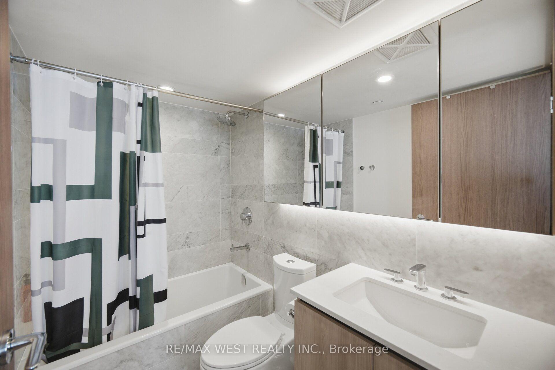 Photo 25 of Unit 1602, 17 Bathurst Street, Toronto, Waterfront Communities — HOMEH