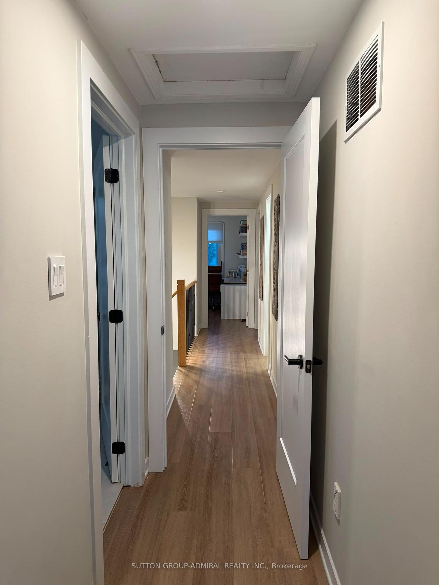 Photo 22 of 18 Wallace Drive, Barrie, Northwest — HOMEH