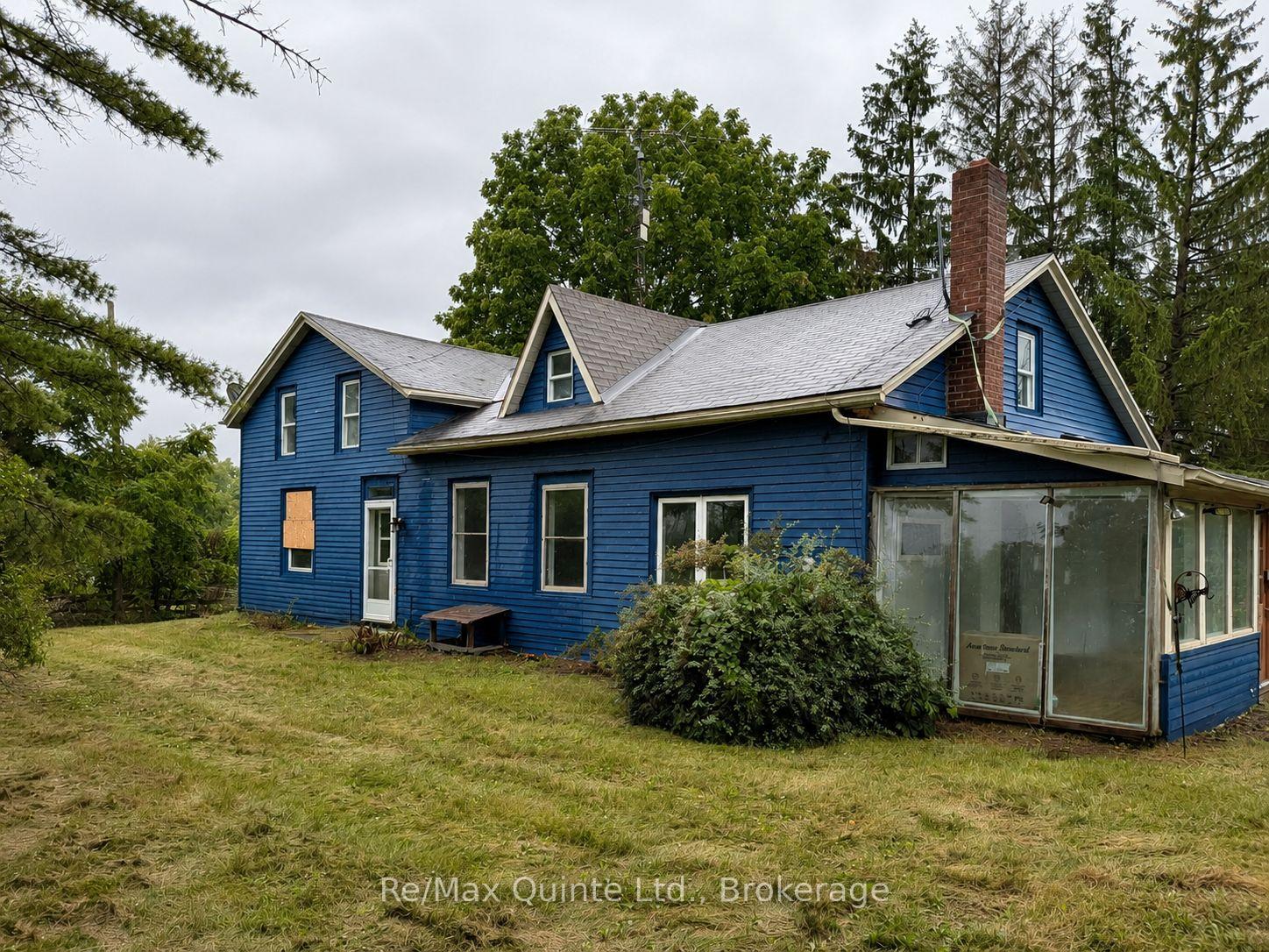 Photo 2 of 2805 County Road 15, Prince Edward County, Picton — HOMEH