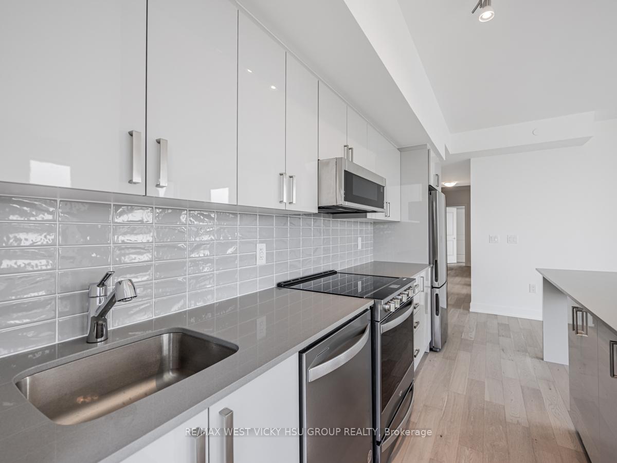 Photo 9 of Unit 1006, 1063 Douglas Mccurdy Comm Circle, Mississauga, Lakeview — HOMEH