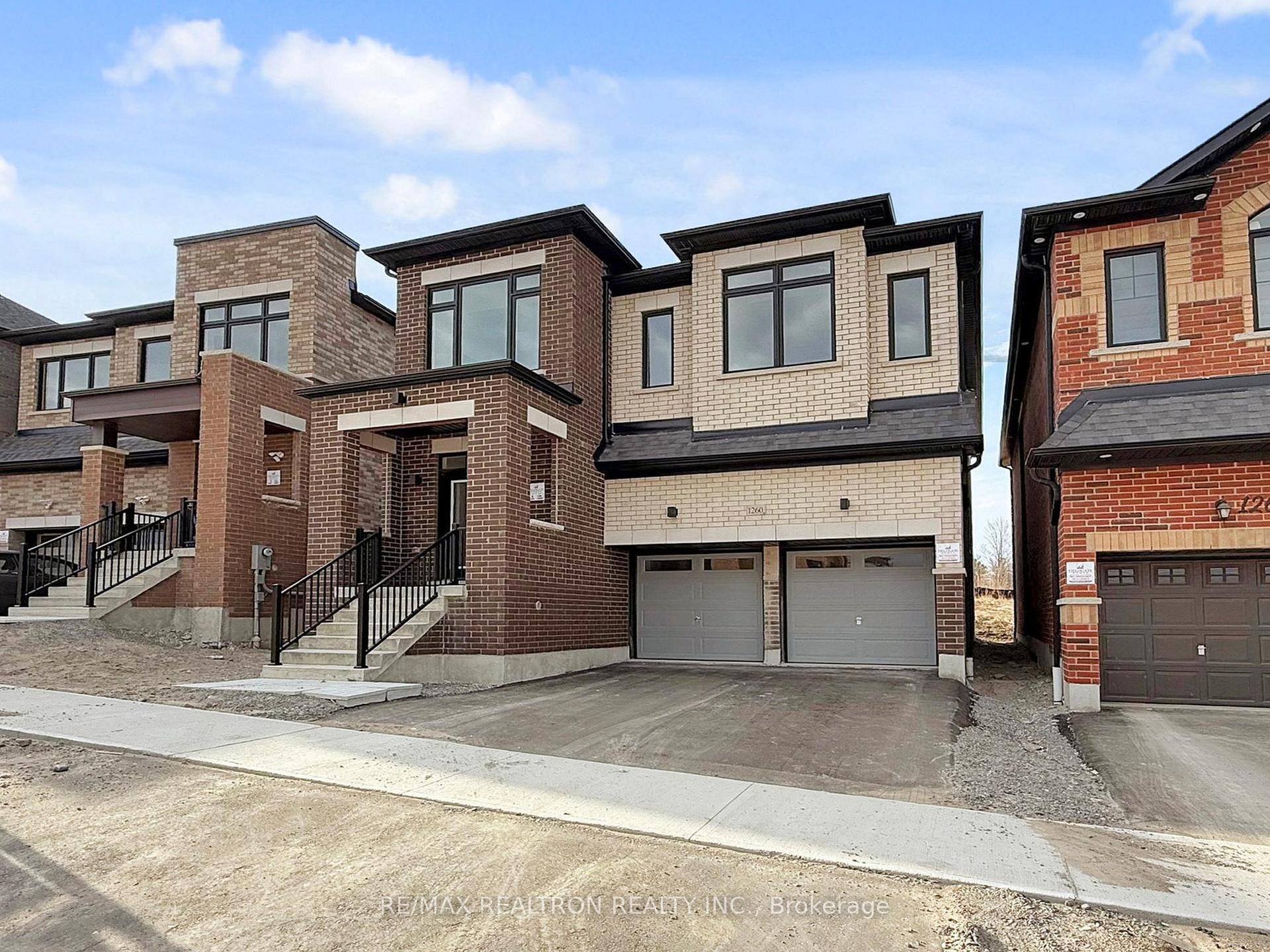 Photo 2 of 1260 Talisman Manor, Pickering, Rural Pickering — HOMEH