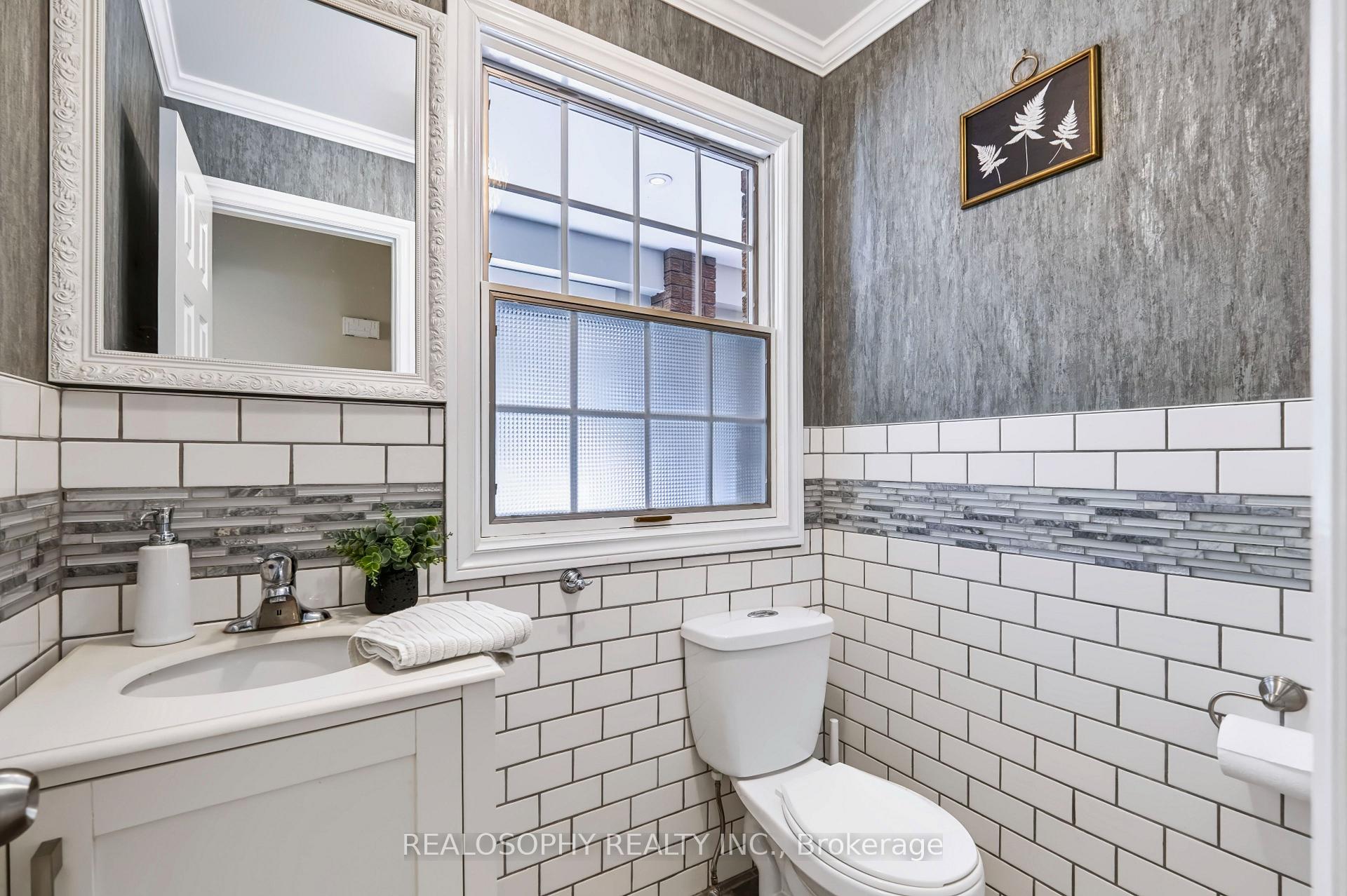 Photo 19 of 22 Murray Street, Barrie, Allandale Heights — HOMEH