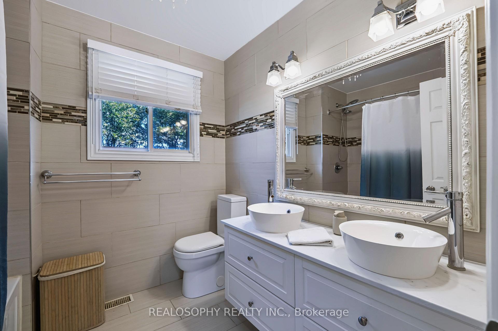 Photo 24 of 22 Murray Street, Barrie, Allandale Heights — HOMEH