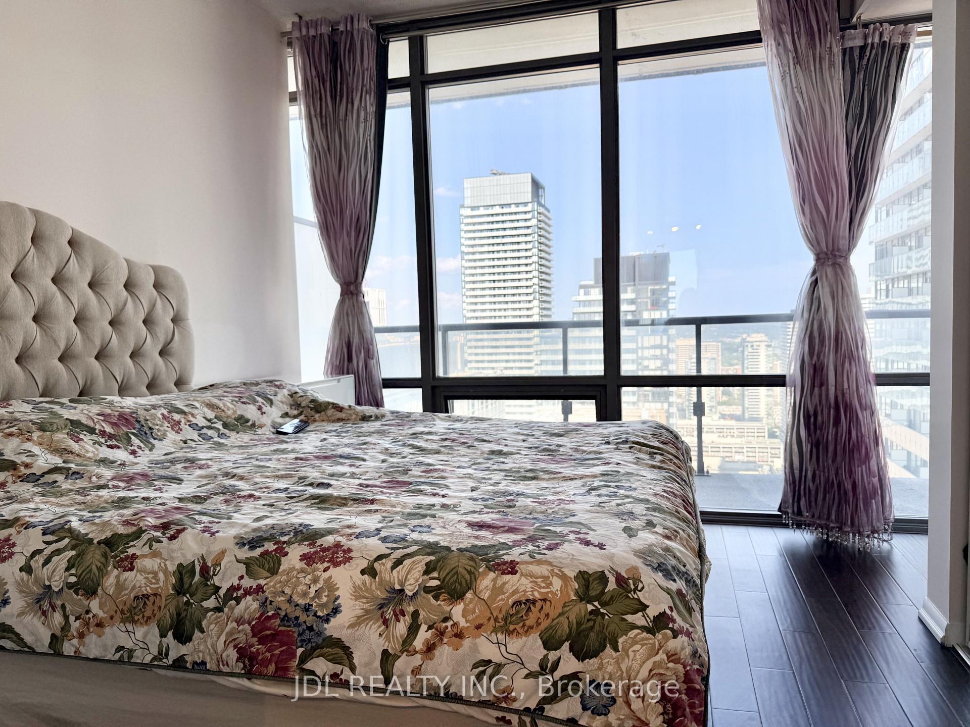 Photo 19 of Unit 3708, 832 Bay Street, Toronto, Bay Street Corridor — HOMEH