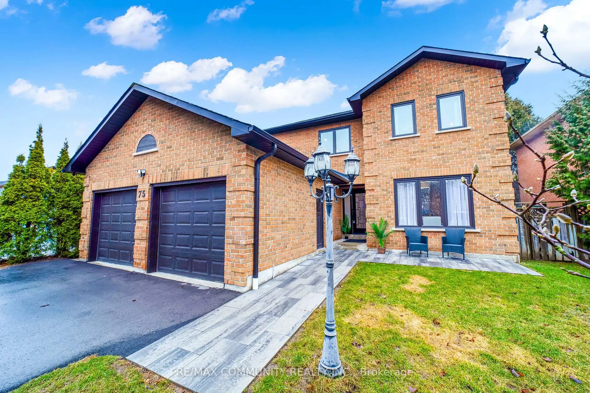 Photo 2 of 75 Rice Drive, Whitby, Pringle Creek — HOMEH