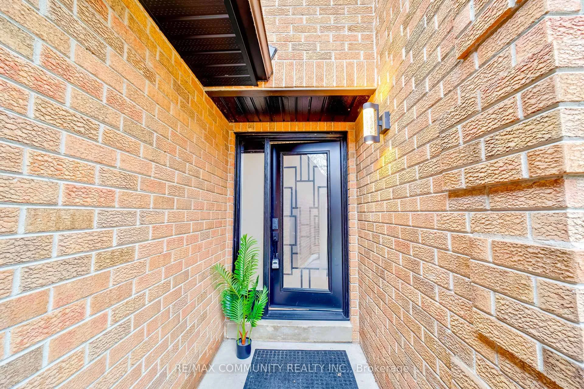 Photo 6 of 75 Rice Drive, Whitby, Pringle Creek — HOMEH