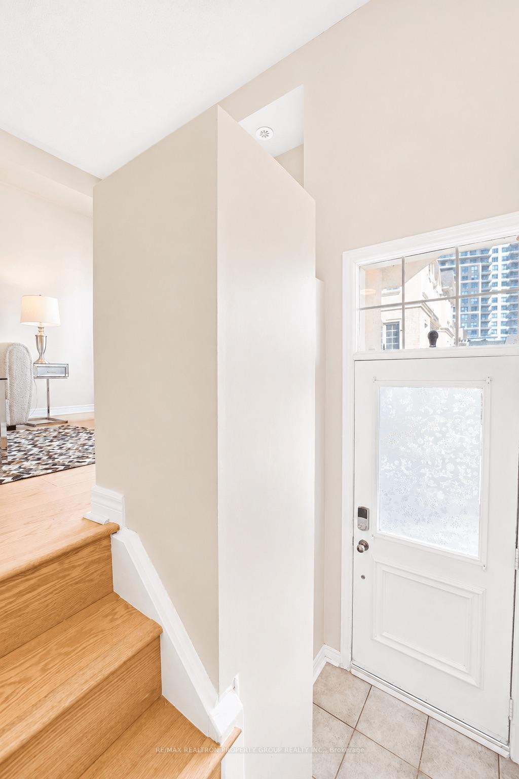 Photo 2 of Unit 27, 1250 St. Martins Drive, Pickering, Bay Ridges — HOMEH