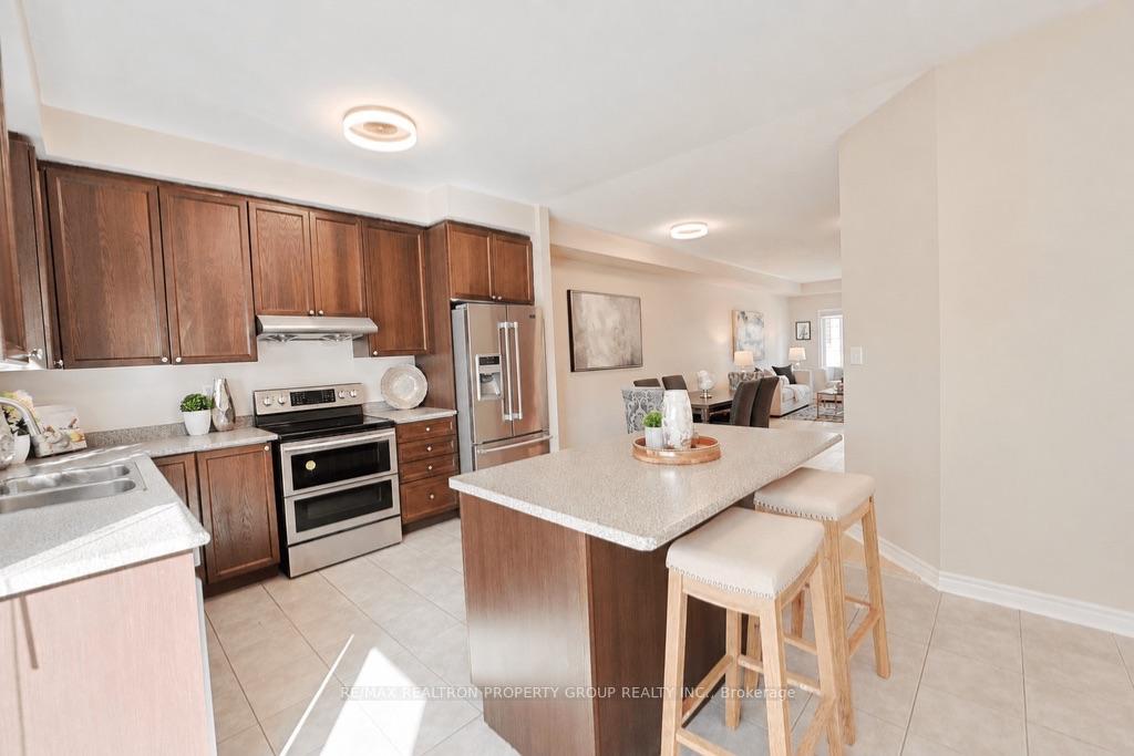 Photo 12 of Unit 27, 1250 St. Martins Drive, Pickering, Bay Ridges — HOMEH