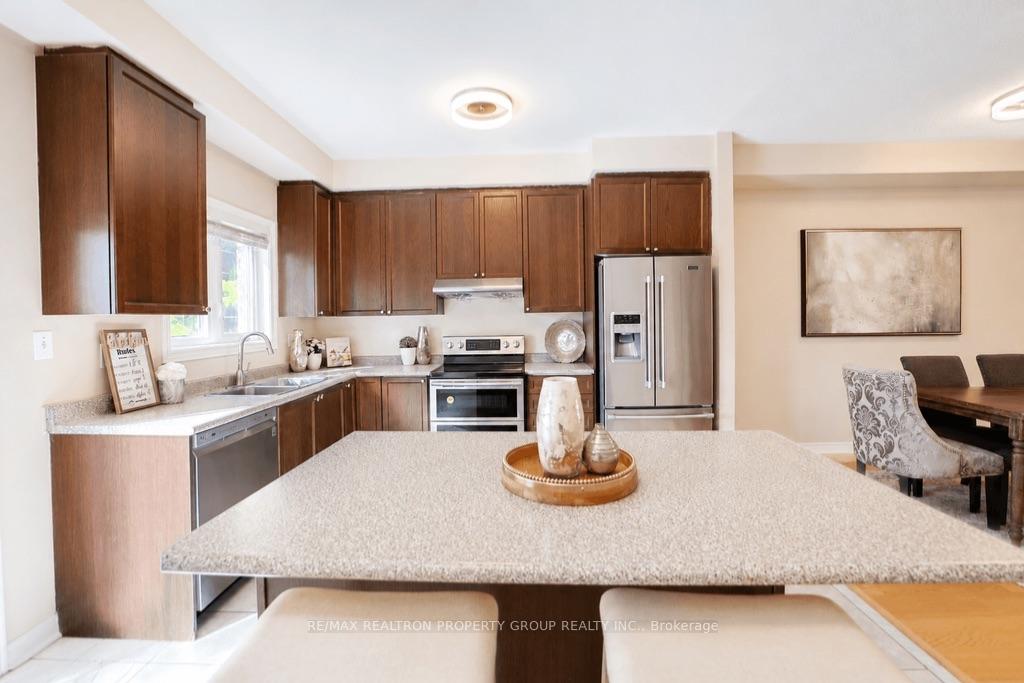 Photo 16 of Unit 27, 1250 St. Martins Drive, Pickering, Bay Ridges — HOMEH