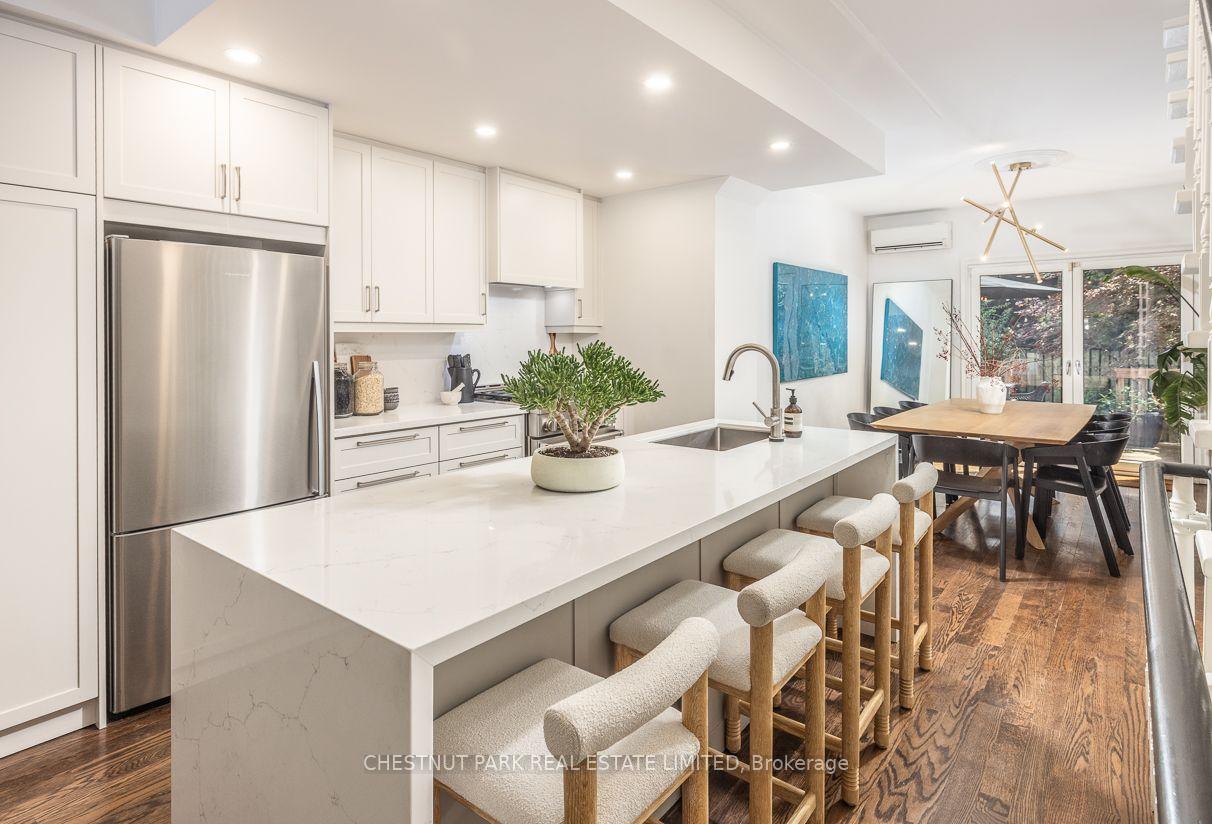Photo 5 of 91 Alcorn Avenue, Toronto, Yonge-St. Clair — HOMEH