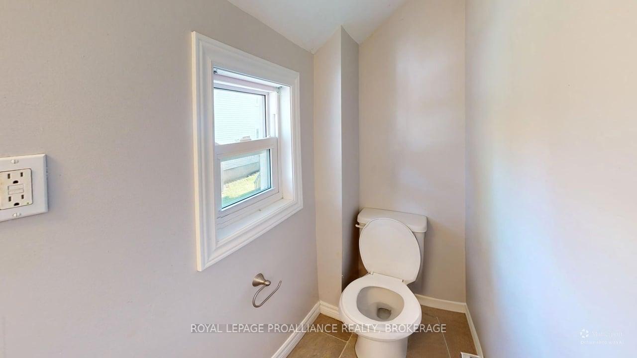 Photo 14 of 93 Linton Street, Kingston, East of Sir John A. Blvd — HOMEH