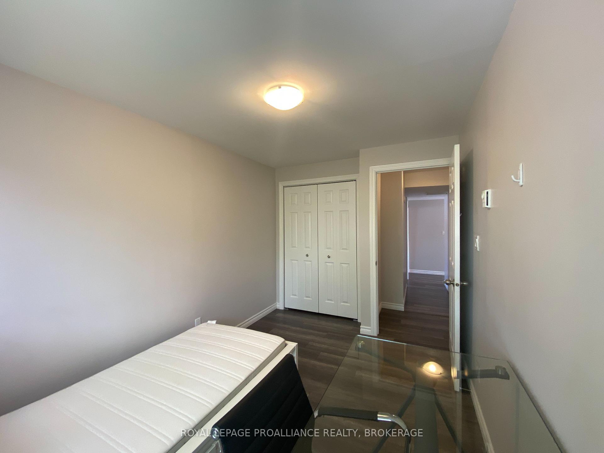 Photo 18 of 93 Linton Street, Kingston, East of Sir John A. Blvd — HOMEH