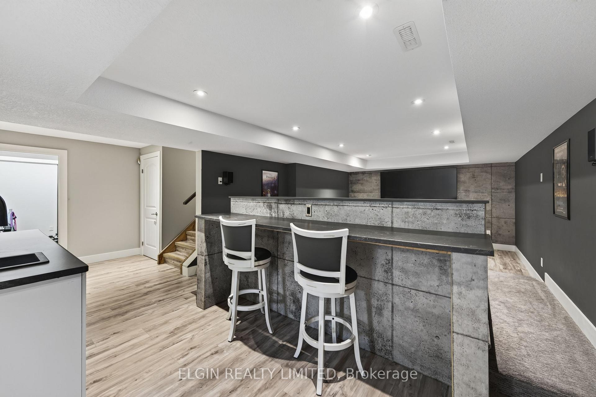Photo 32 of 26 Blossom Ridge, Central Elgin, New Sarum — HOMEH