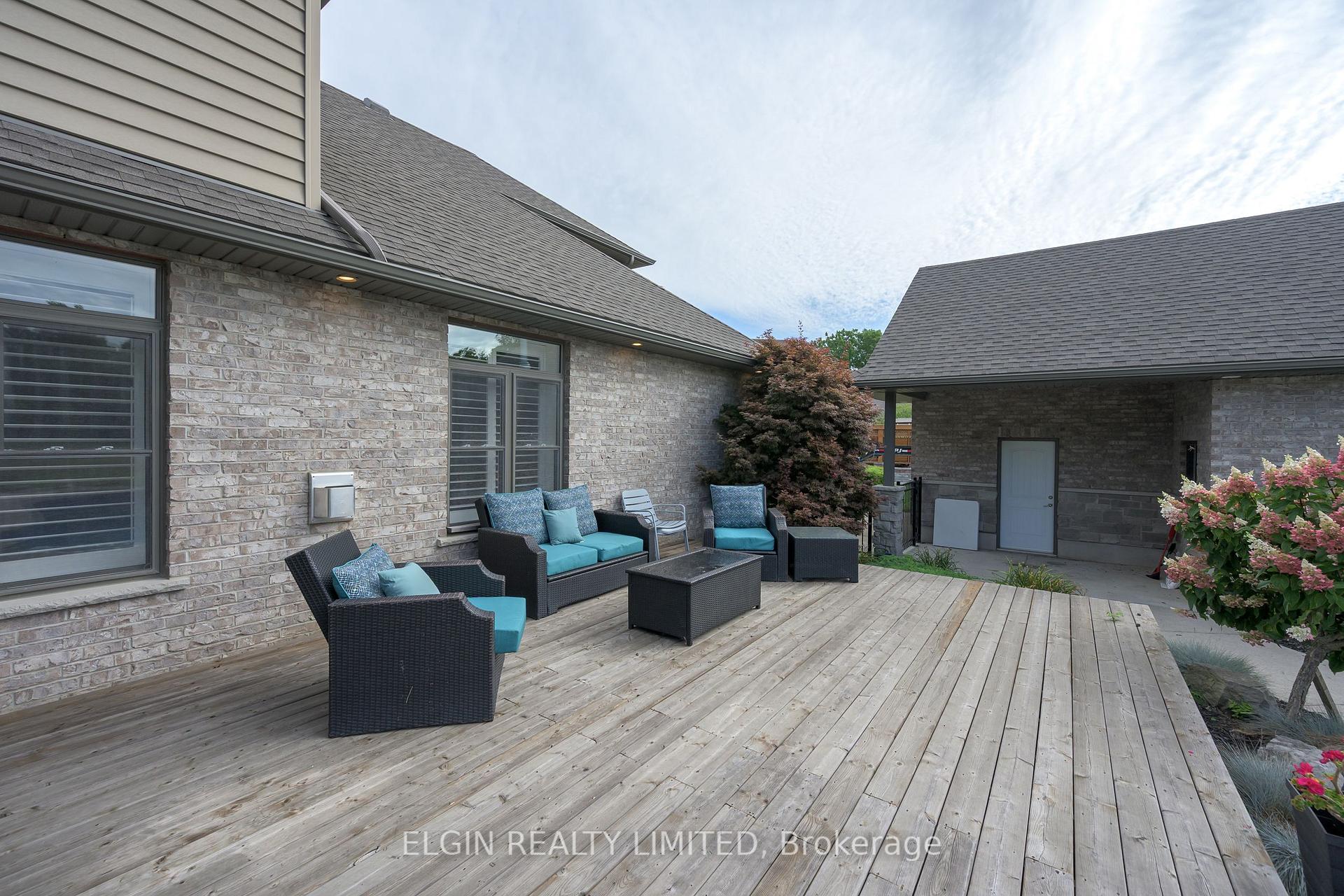 Photo 41 of 26 Blossom Ridge, Central Elgin, New Sarum — HOMEH
