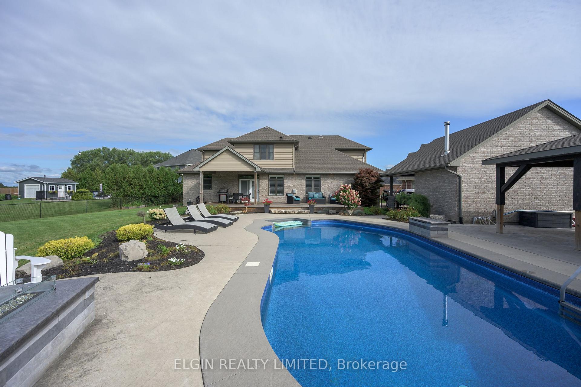 Photo 46 of 26 Blossom Ridge, Central Elgin, New Sarum — HOMEH