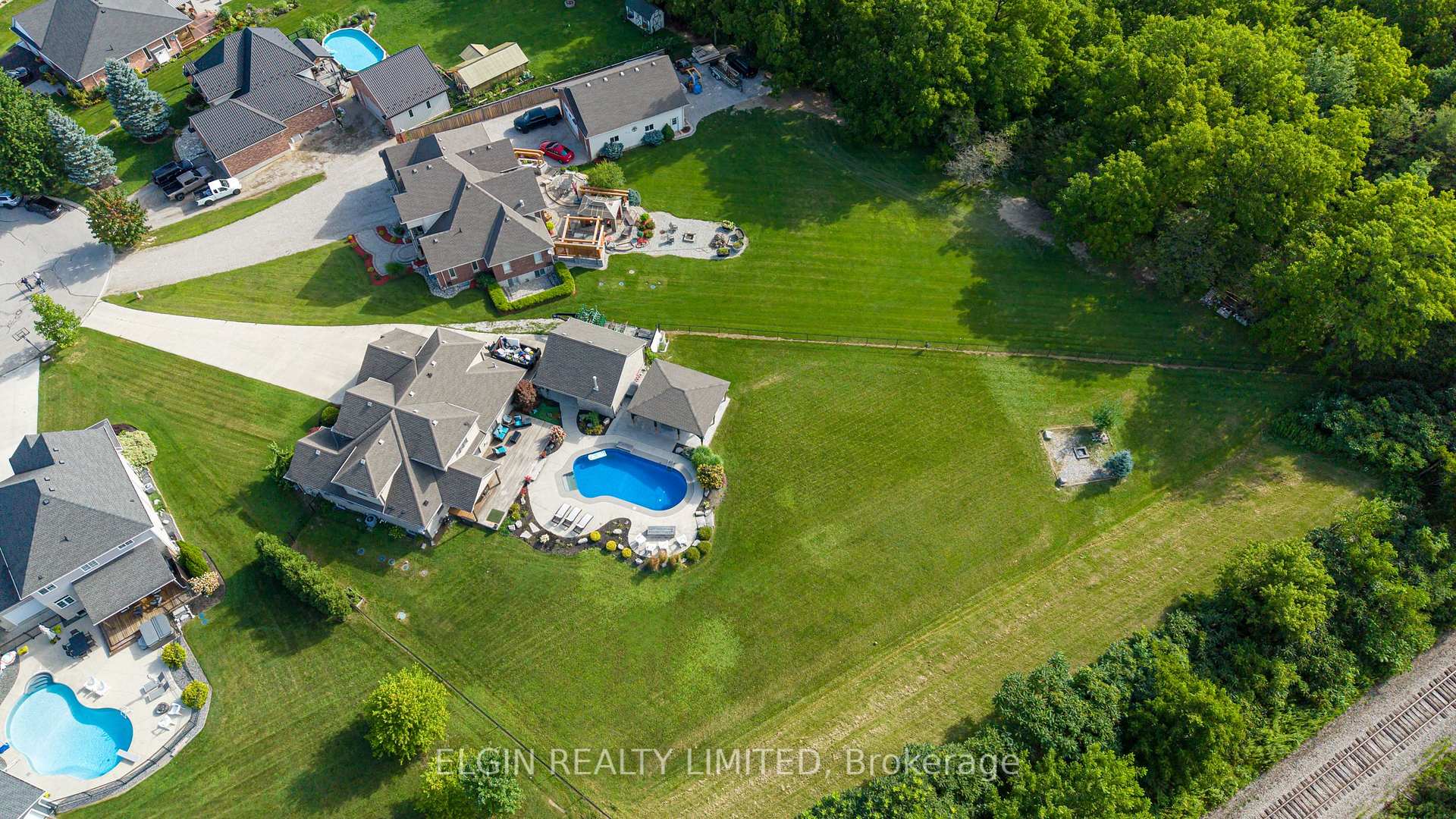 Photo 48 of 26 Blossom Ridge, Central Elgin, New Sarum — HOMEH
