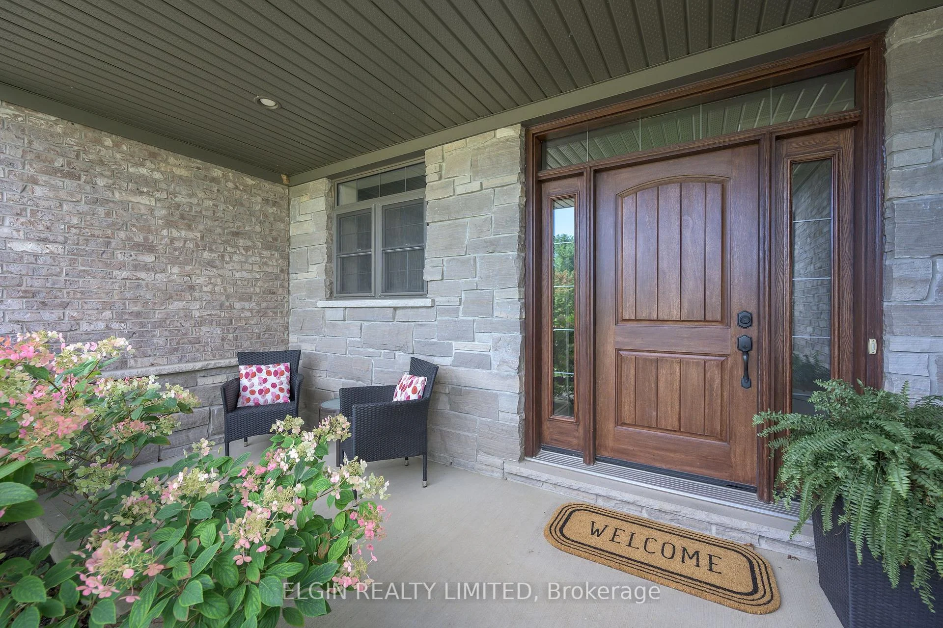 Photo 8 of 26 Blossom Ridge, Central Elgin, New Sarum — HOMEH