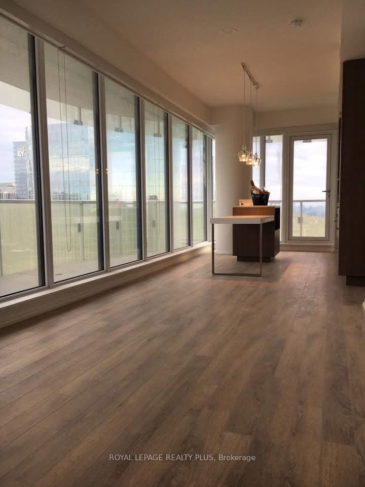 Photo 4 of Unit 3509, 197 Yonge Street, Toronto, Church-Yonge Corridor — HOMEH