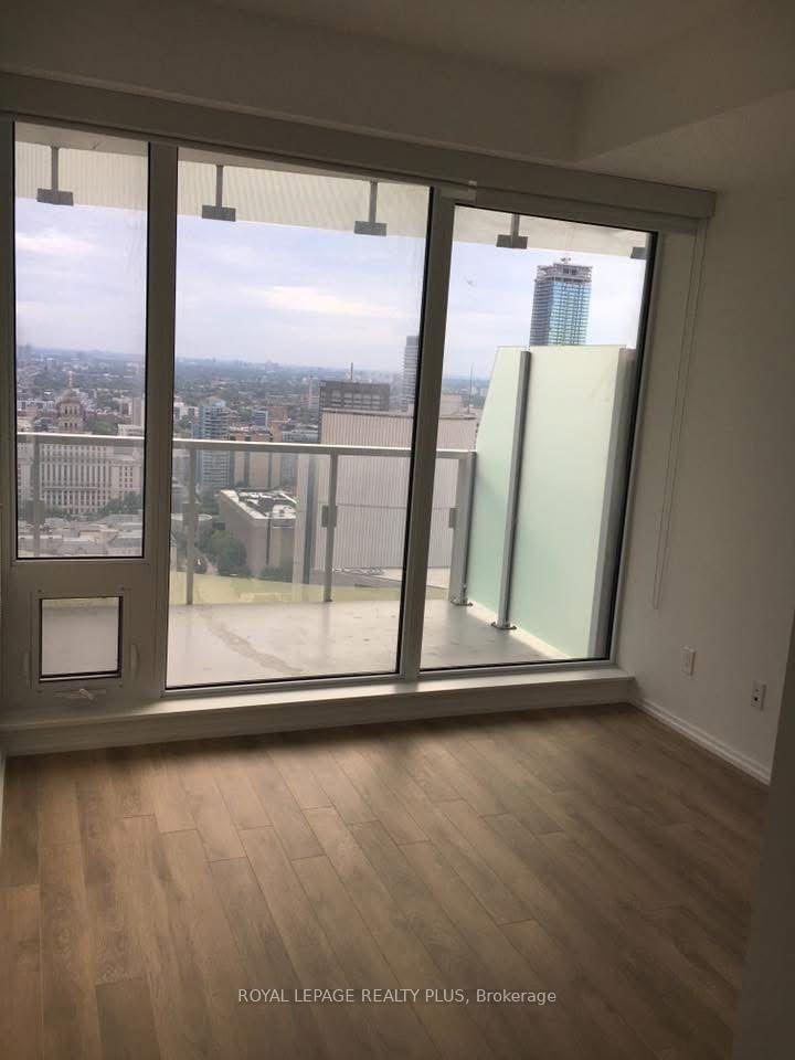 Photo 11 of Unit 3509, 197 Yonge Street, Toronto, Church-Yonge Corridor — HOMEH
