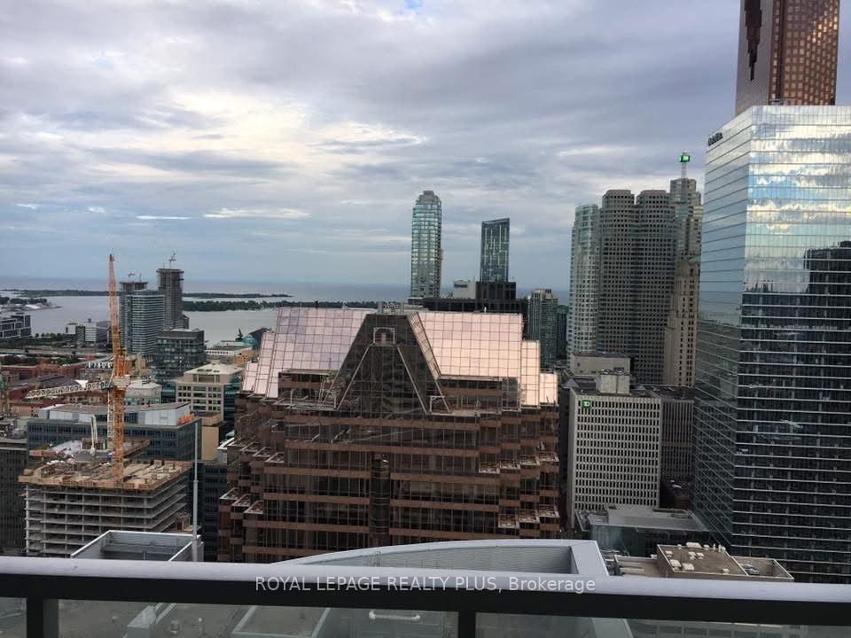 Photo 13 of Unit 3509, 197 Yonge Street, Toronto, Church-Yonge Corridor — HOMEH