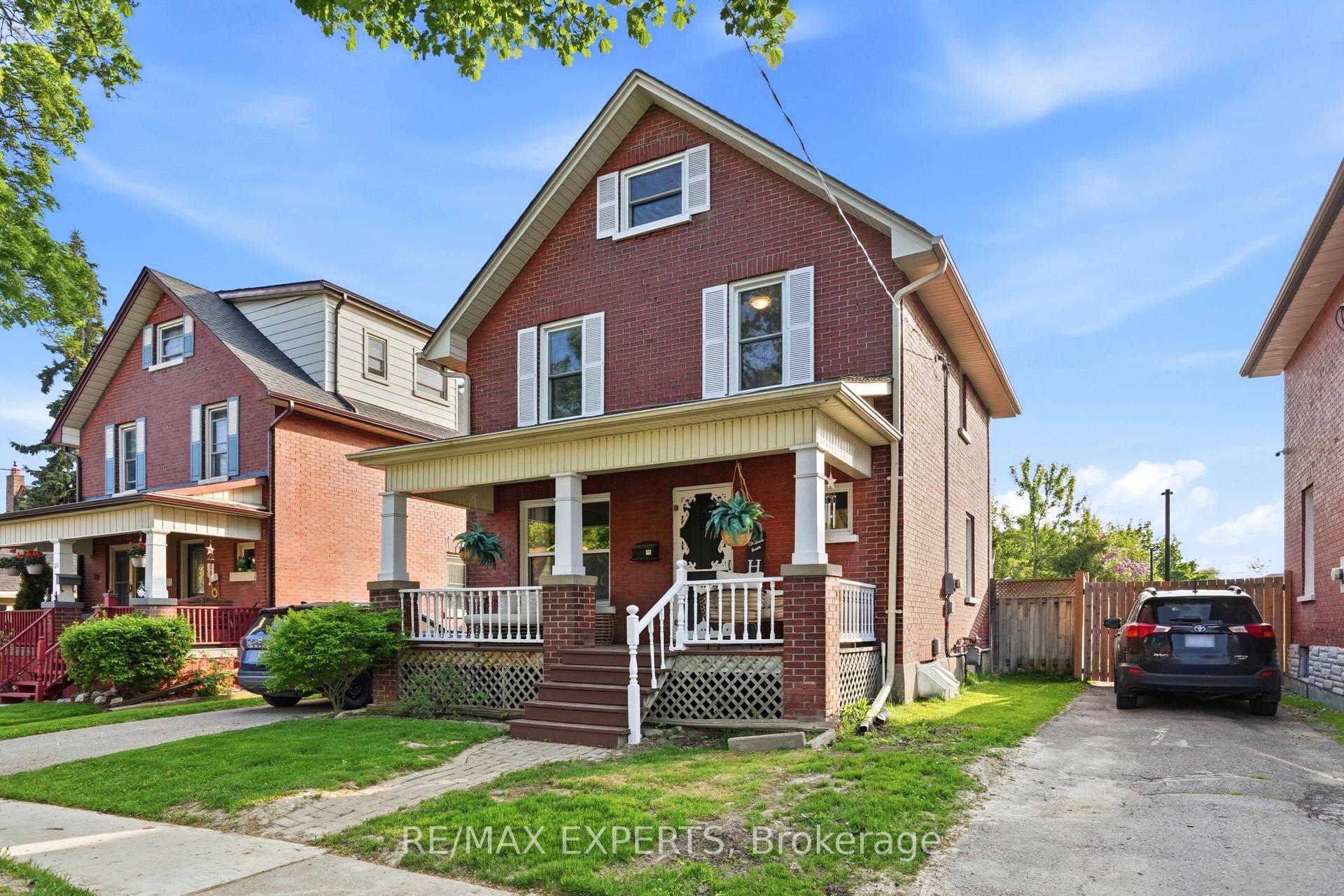 Photo 2 of 18 Rowe Street, Oshawa, Central — HOMEH