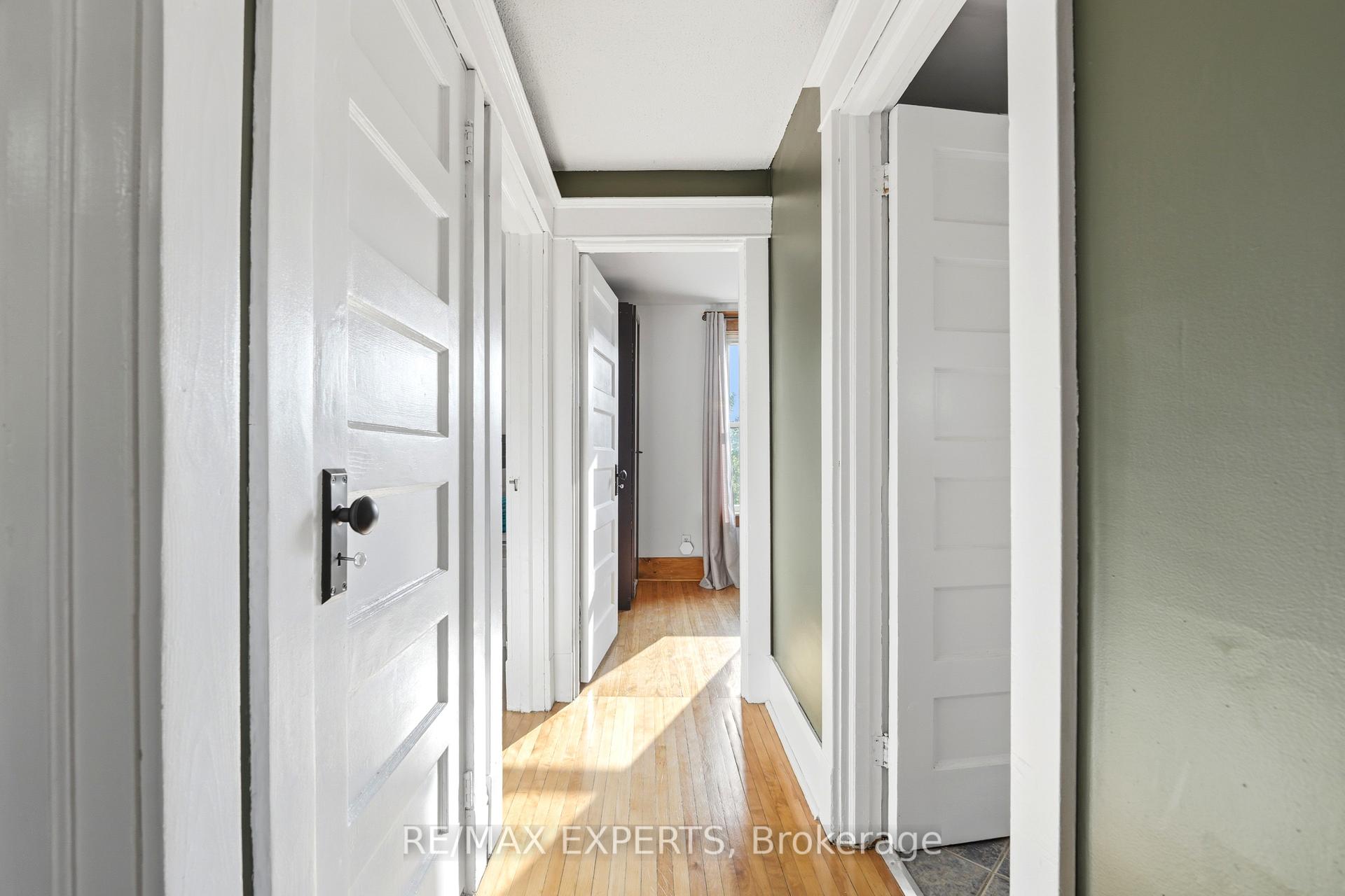 Photo 21 of 18 Rowe Street, Oshawa, Central — HOMEH