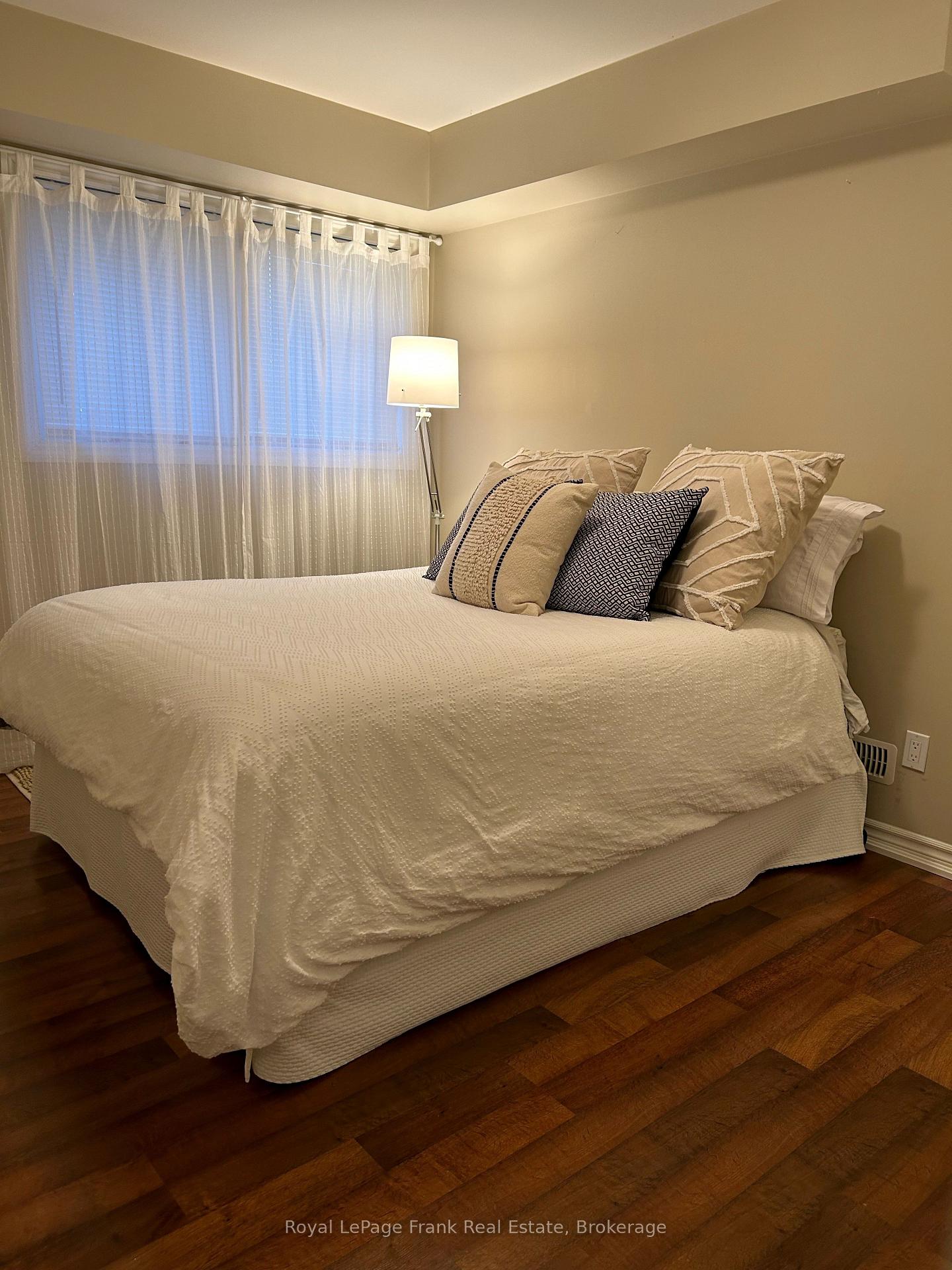 Photo 7 of Unit 3, 1418 Simcoe Street S, Oshawa, Lakeview — HOMEH