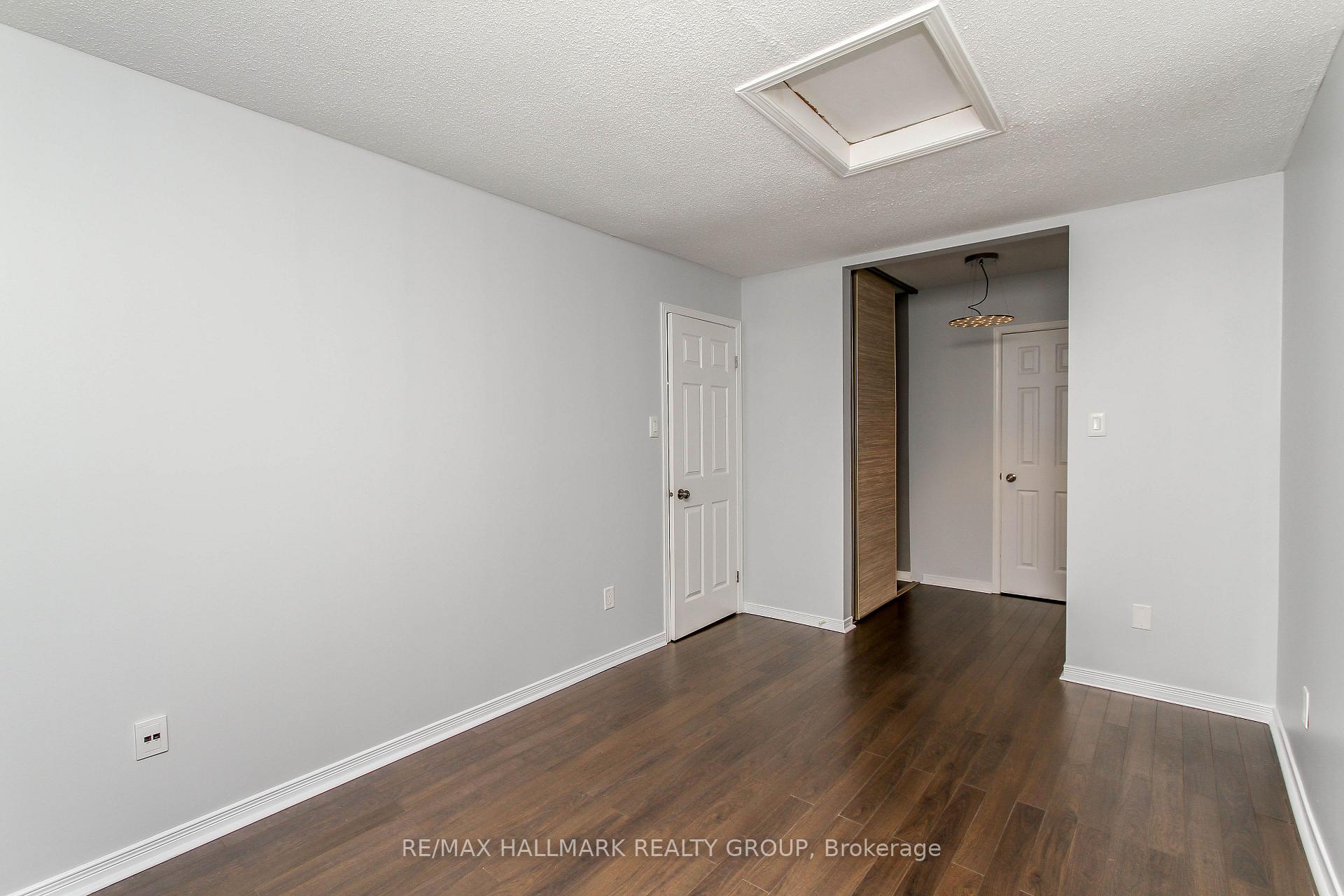 Photo 16 of 25 Wildpine Court, Ottawa, Stittsville (Central) — HOMEH
