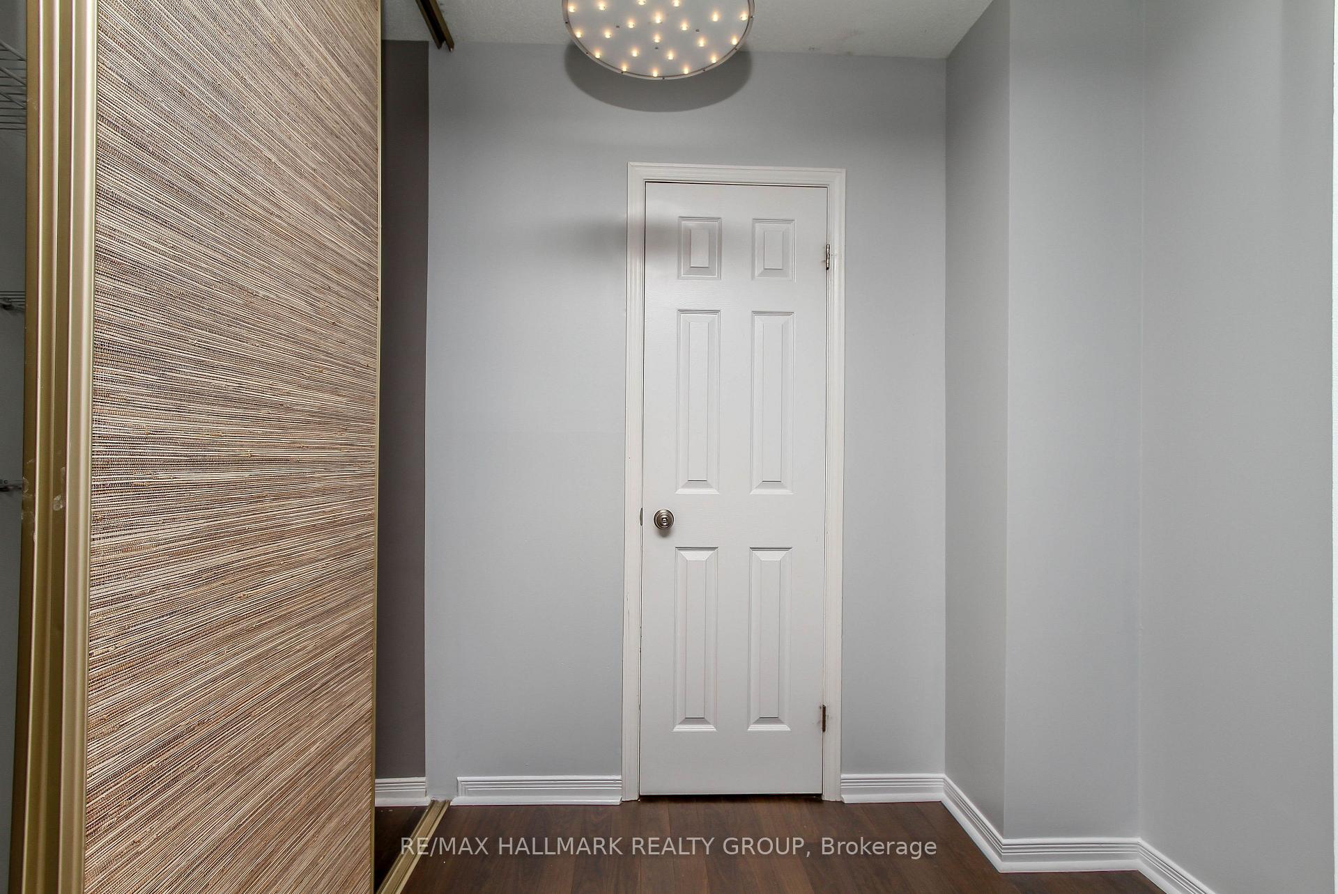 Photo 17 of 25 Wildpine Court, Ottawa, Stittsville (Central) — HOMEH