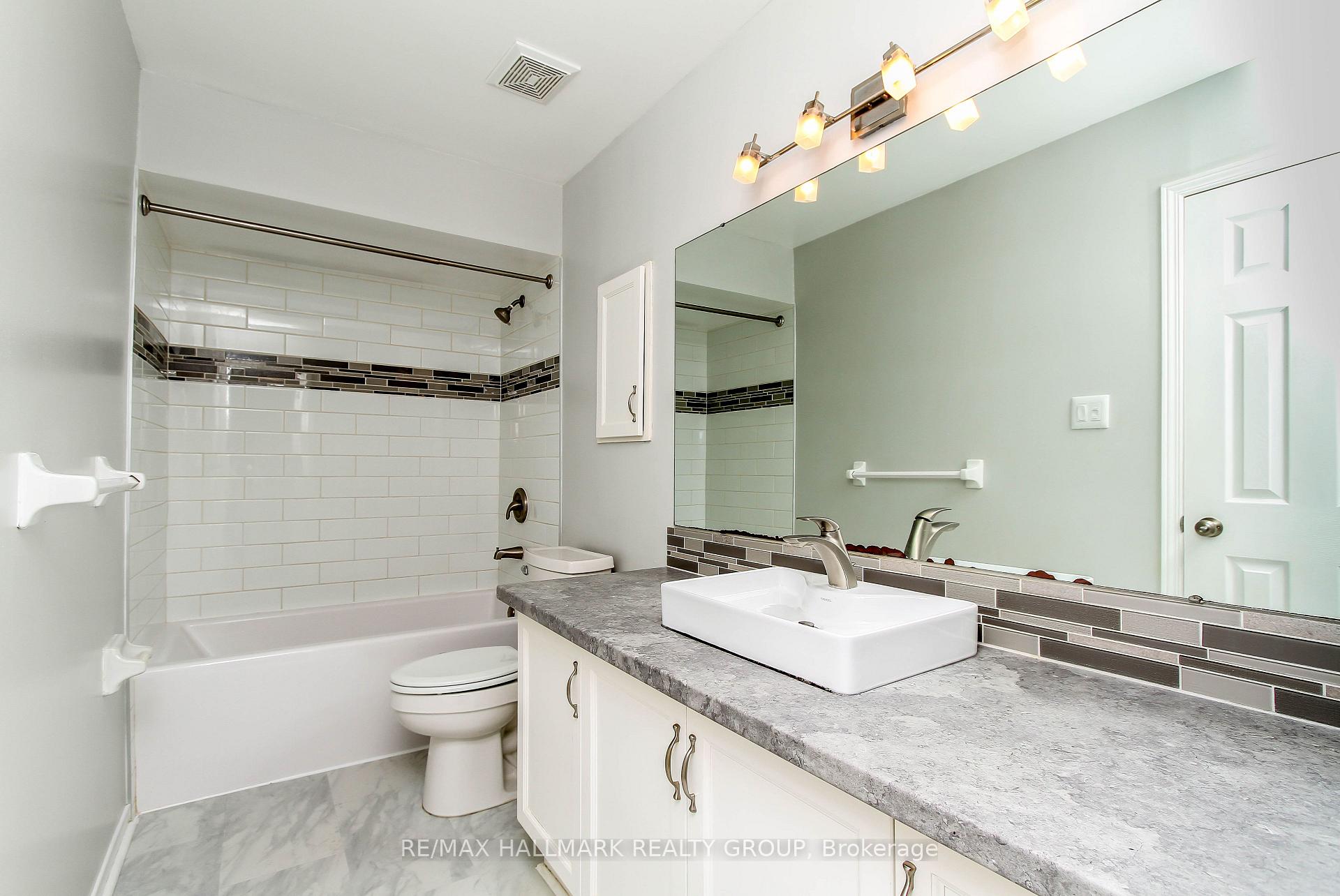 Photo 23 of 25 Wildpine Court, Ottawa, Stittsville (Central) — HOMEH