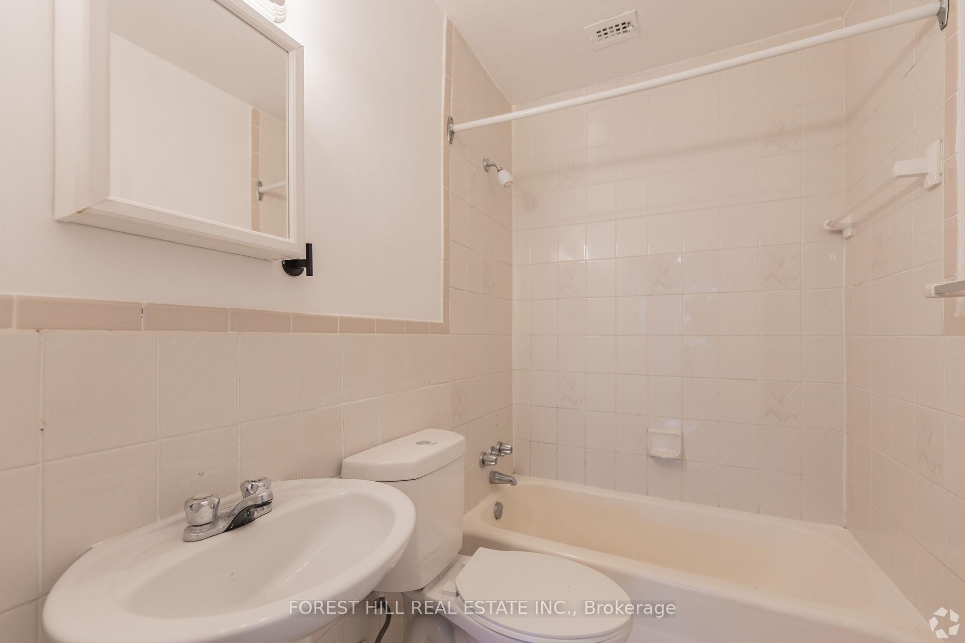 Photo 9 of Unit 310, 291 Avenue Road, Toronto, Yonge-St. Clair — HOMEH