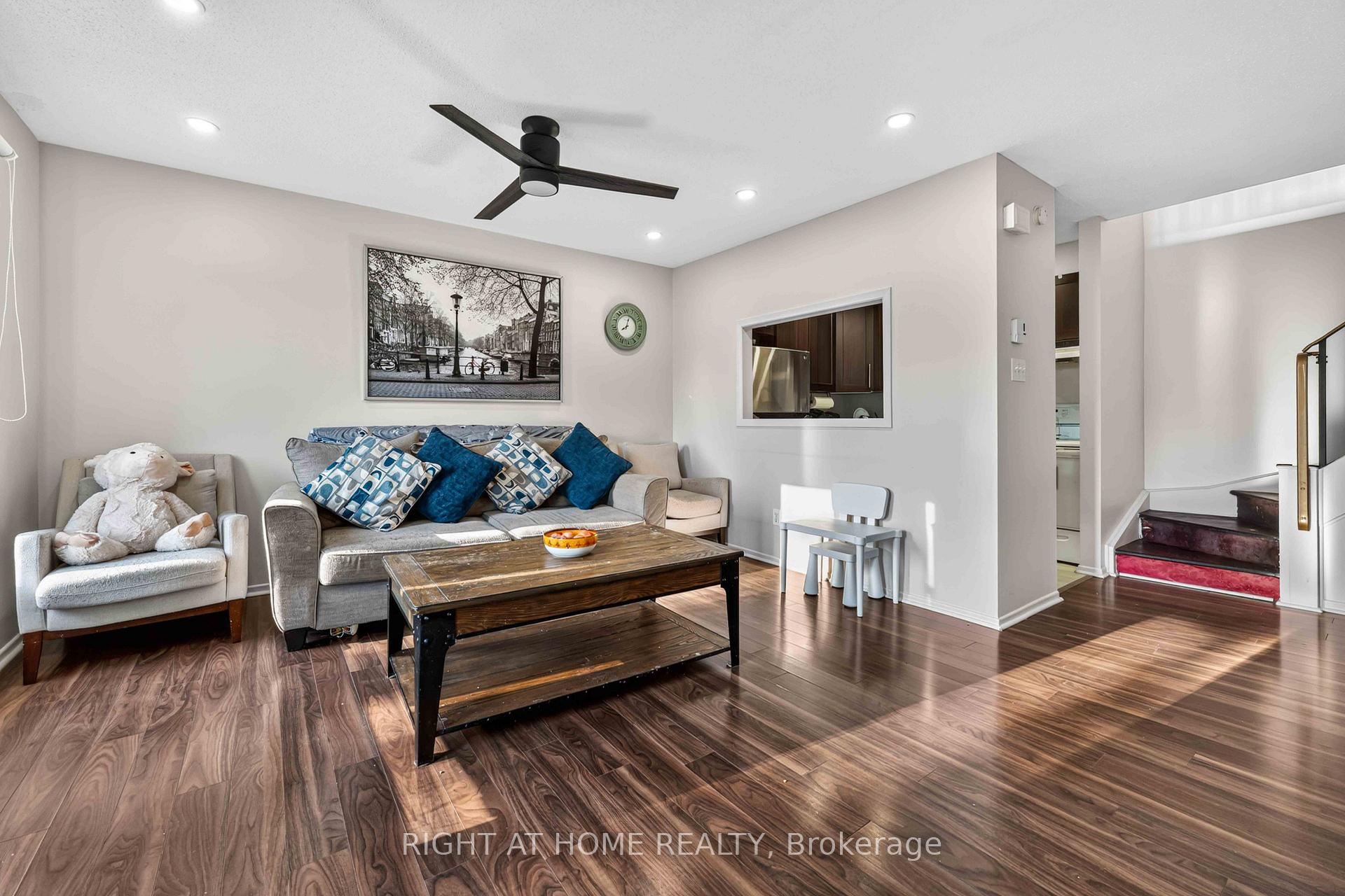 Photo 3 of Unit C, 13 Banner Road, Ottawa, Sheahan Estates/Trend Village — HOMEH