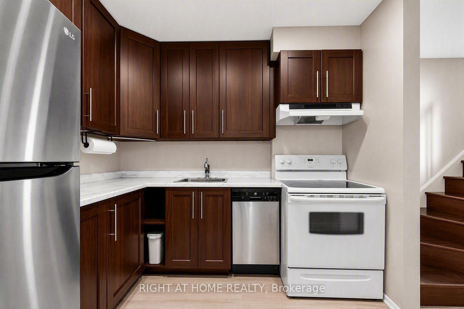 Photo 6 of Unit C, 13 Banner Road, Ottawa, Sheahan Estates/Trend Village — HOMEH
