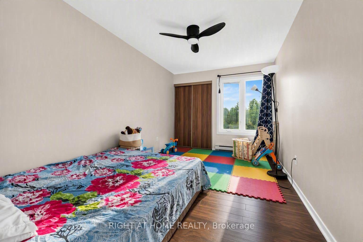 Photo 13 of Unit C, 13 Banner Road, Ottawa, Sheahan Estates/Trend Village — HOMEH