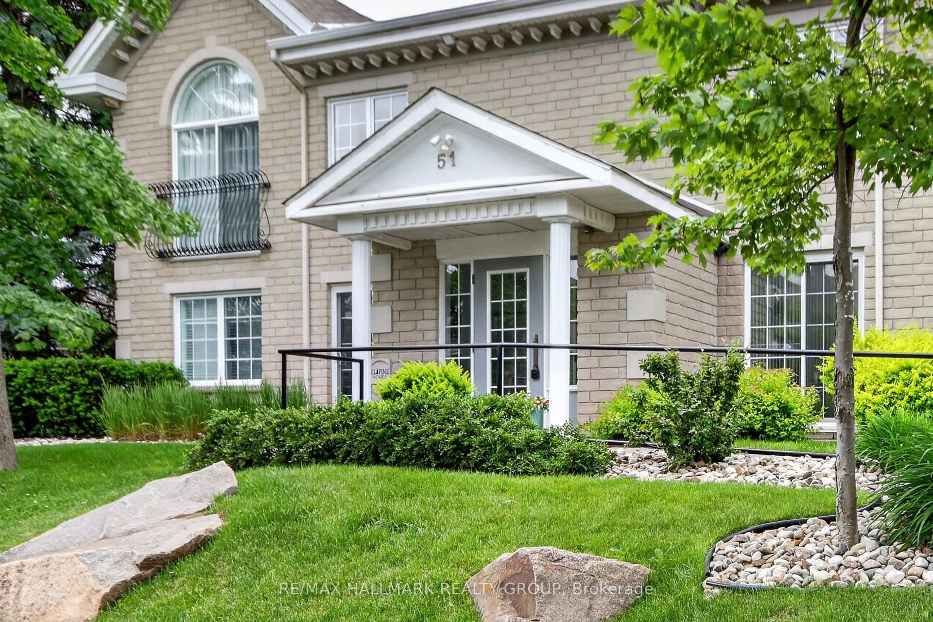 Photo 3 of Unit 2B, 51 Robson Court, Ottawa, Kanata - Kanata Lakes/Heritage Hills — HOMEH