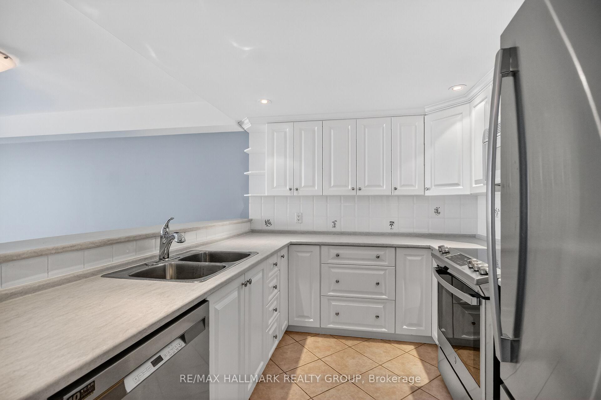 Photo 19 of Unit 2B, 51 Robson Court, Ottawa, Kanata - Kanata Lakes/Heritage Hills — HOMEH