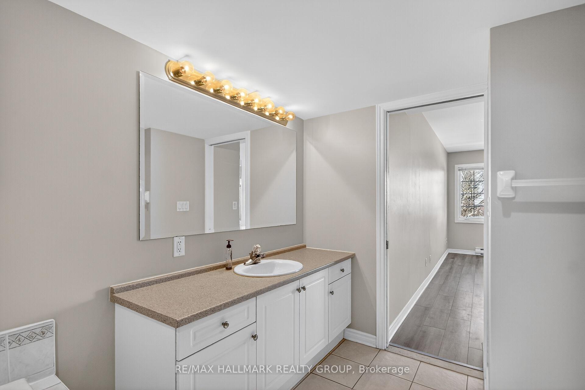 Photo 27 of Unit 2B, 51 Robson Court, Ottawa, Kanata - Kanata Lakes/Heritage Hills — HOMEH