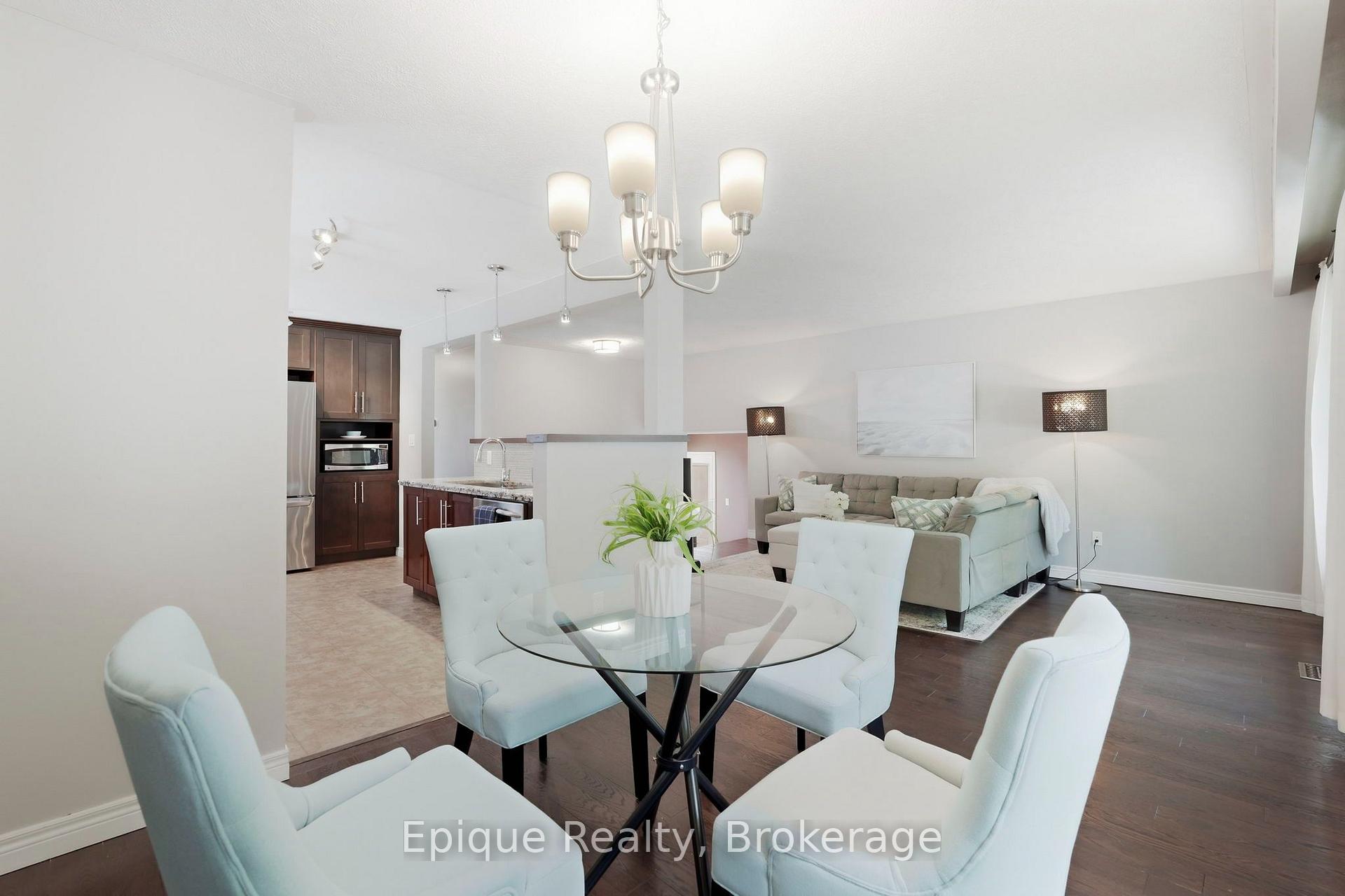 Photo 7 of 24 Brae Crest Drive, Hamilton, Stoney Creek — HOMEH