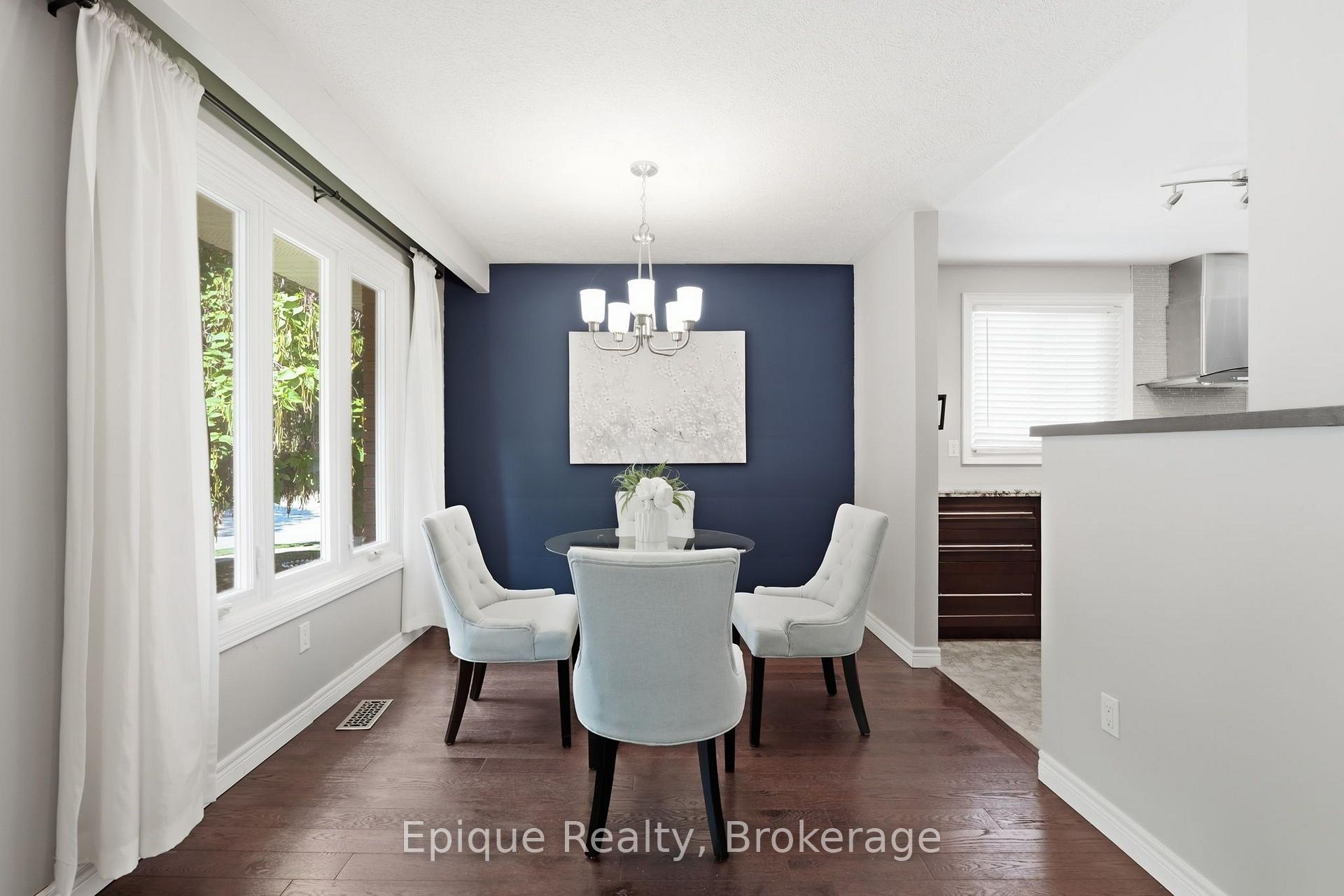 Photo 8 of 24 Brae Crest Drive, Hamilton, Stoney Creek — HOMEH