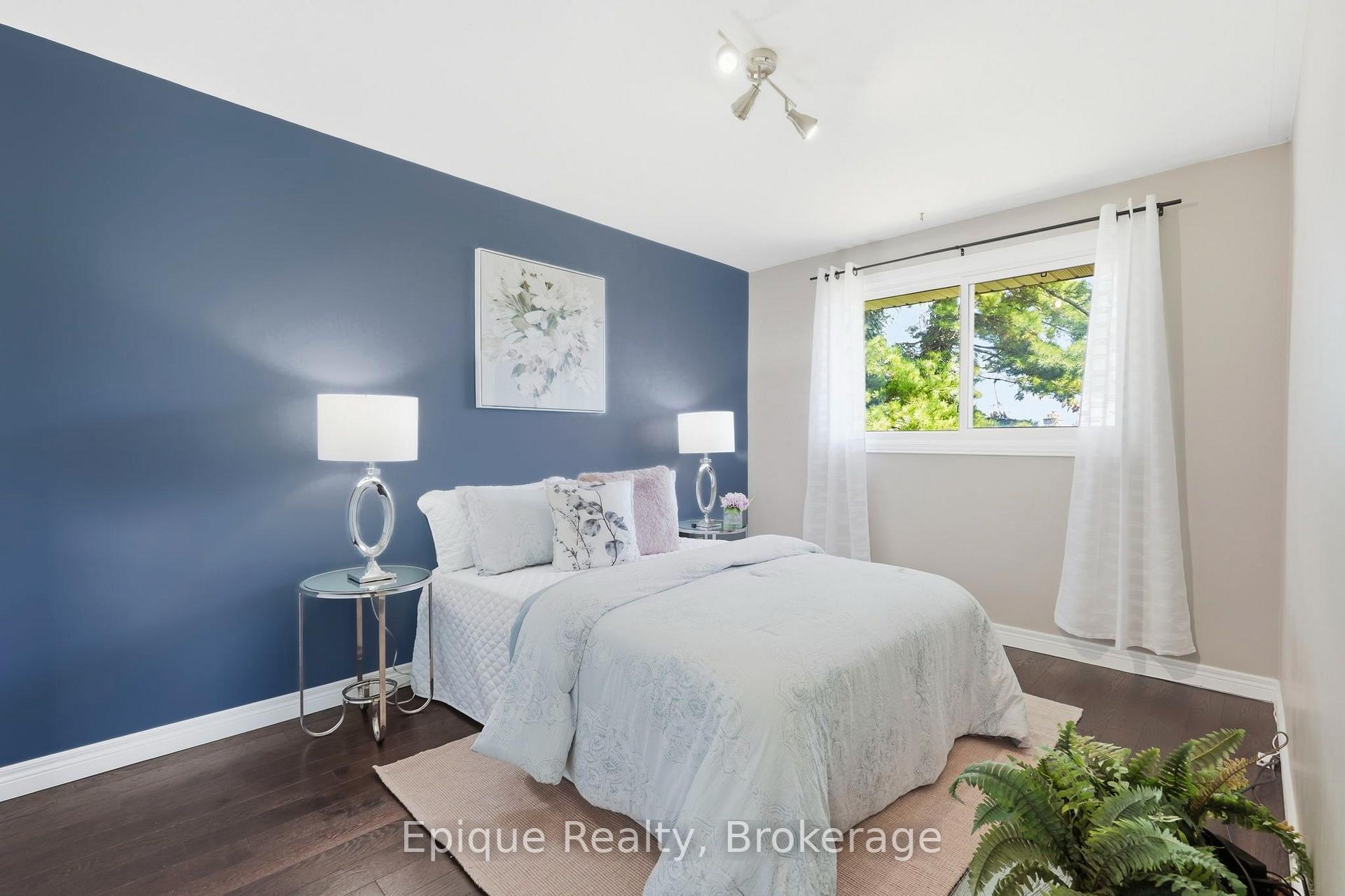 Photo 15 of 24 Brae Crest Drive, Hamilton, Stoney Creek — HOMEH