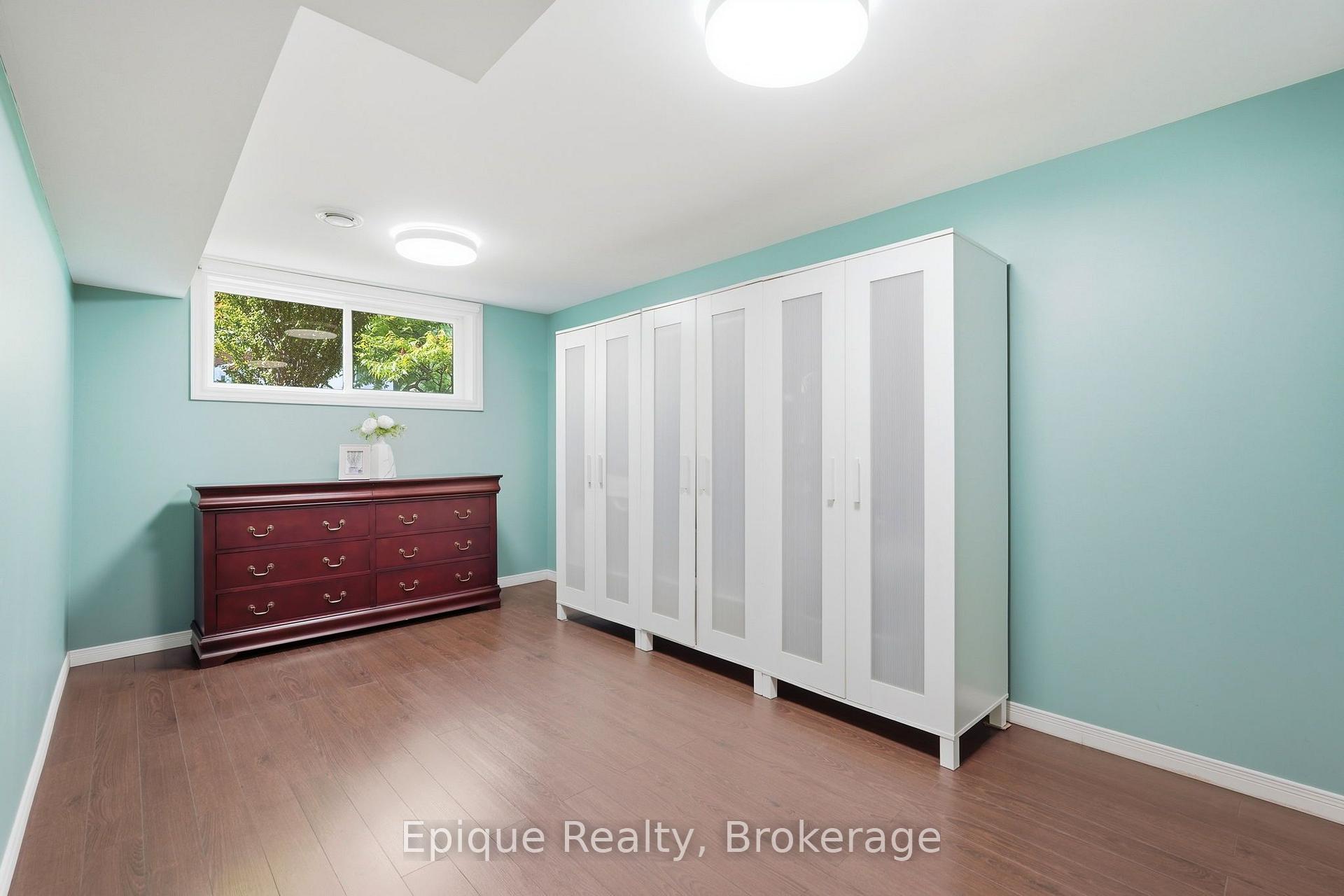 Photo 23 of 24 Brae Crest Drive, Hamilton, Stoney Creek — HOMEH