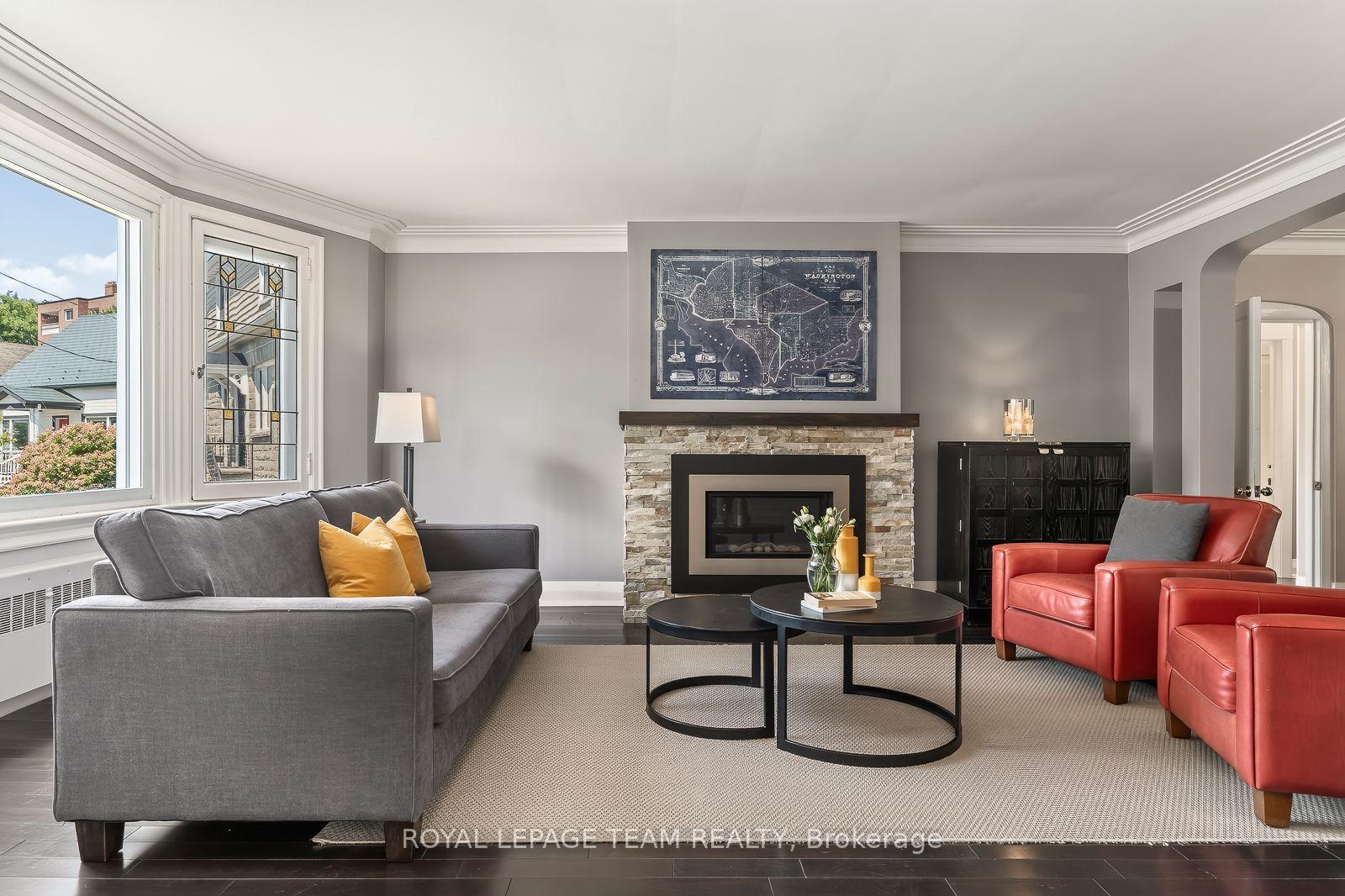 Photo 2 of 111 Ivy Crescent, Ottawa, Lindenlea — HOMEH
