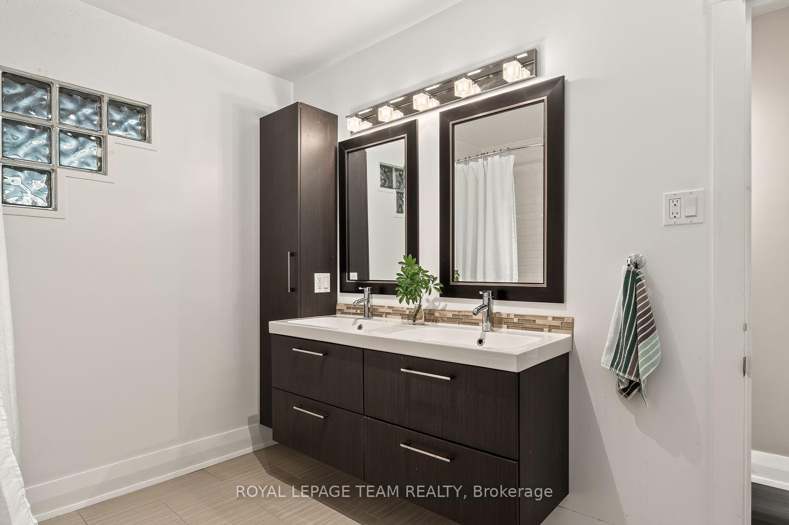 Photo 15 of 111 Ivy Crescent, Ottawa, Lindenlea — HOMEH
