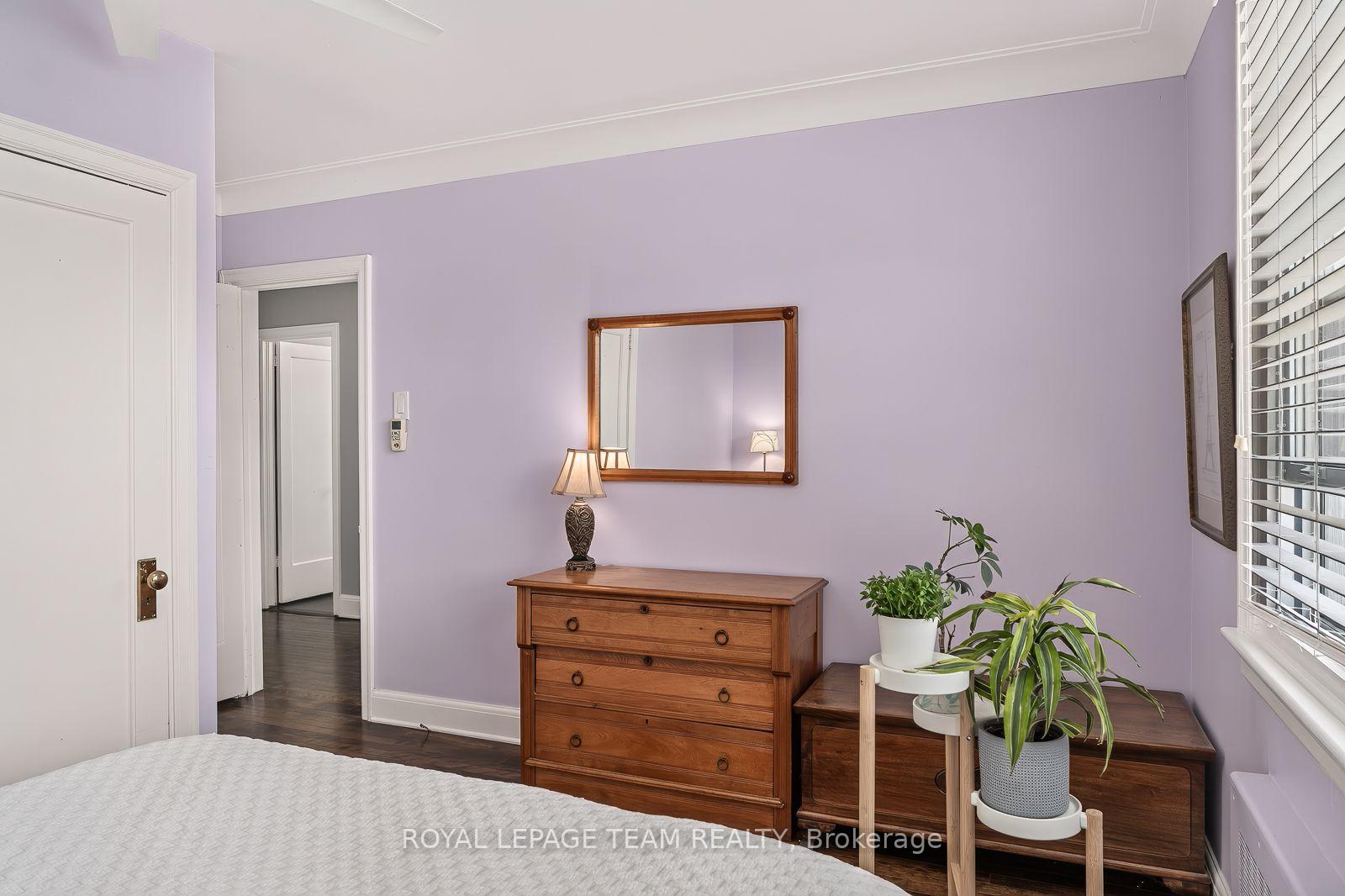 Photo 23 of 111 Ivy Crescent, Ottawa, Lindenlea — HOMEH