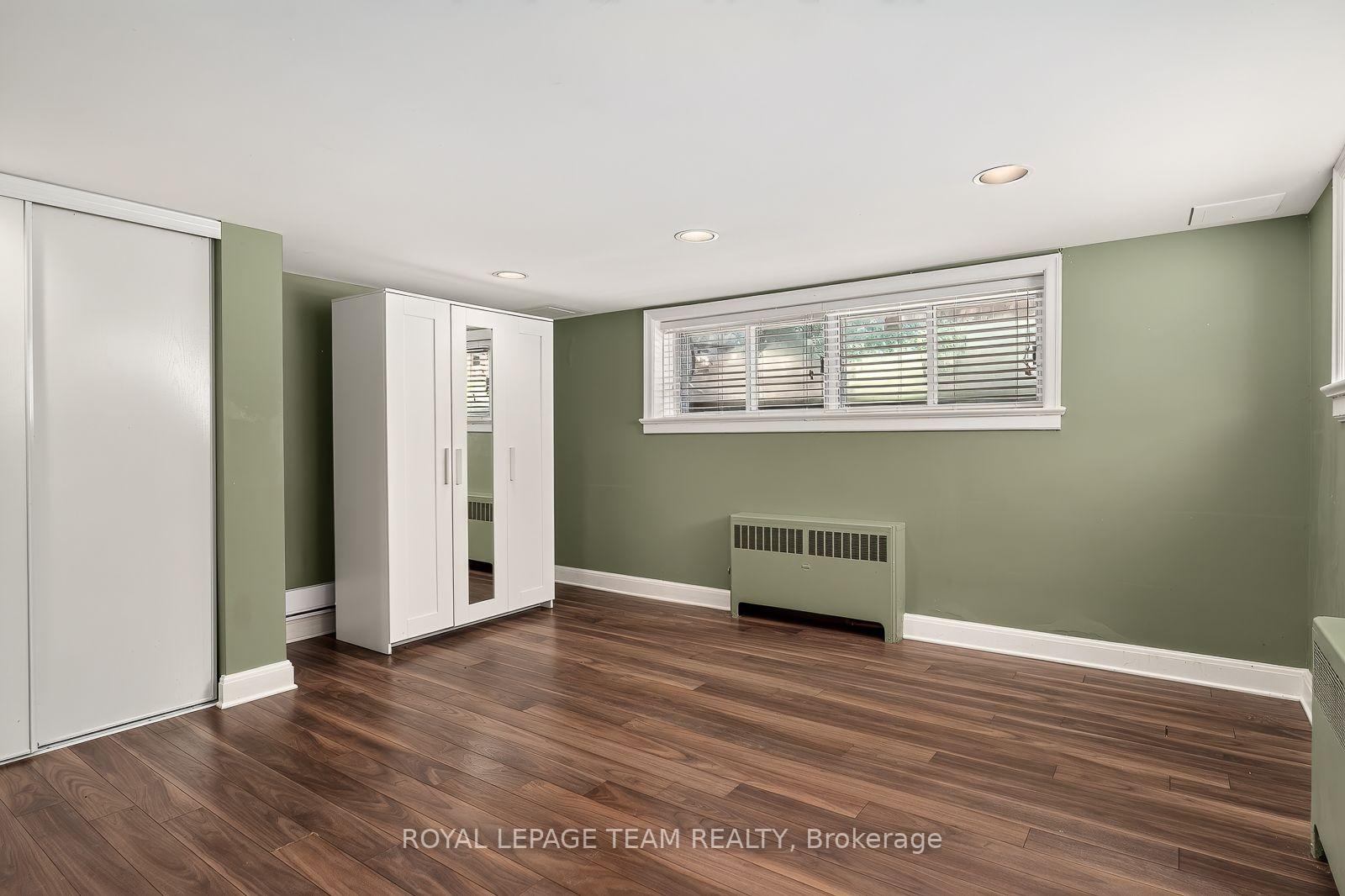 Photo 31 of 111 Ivy Crescent, Ottawa, Lindenlea — HOMEH