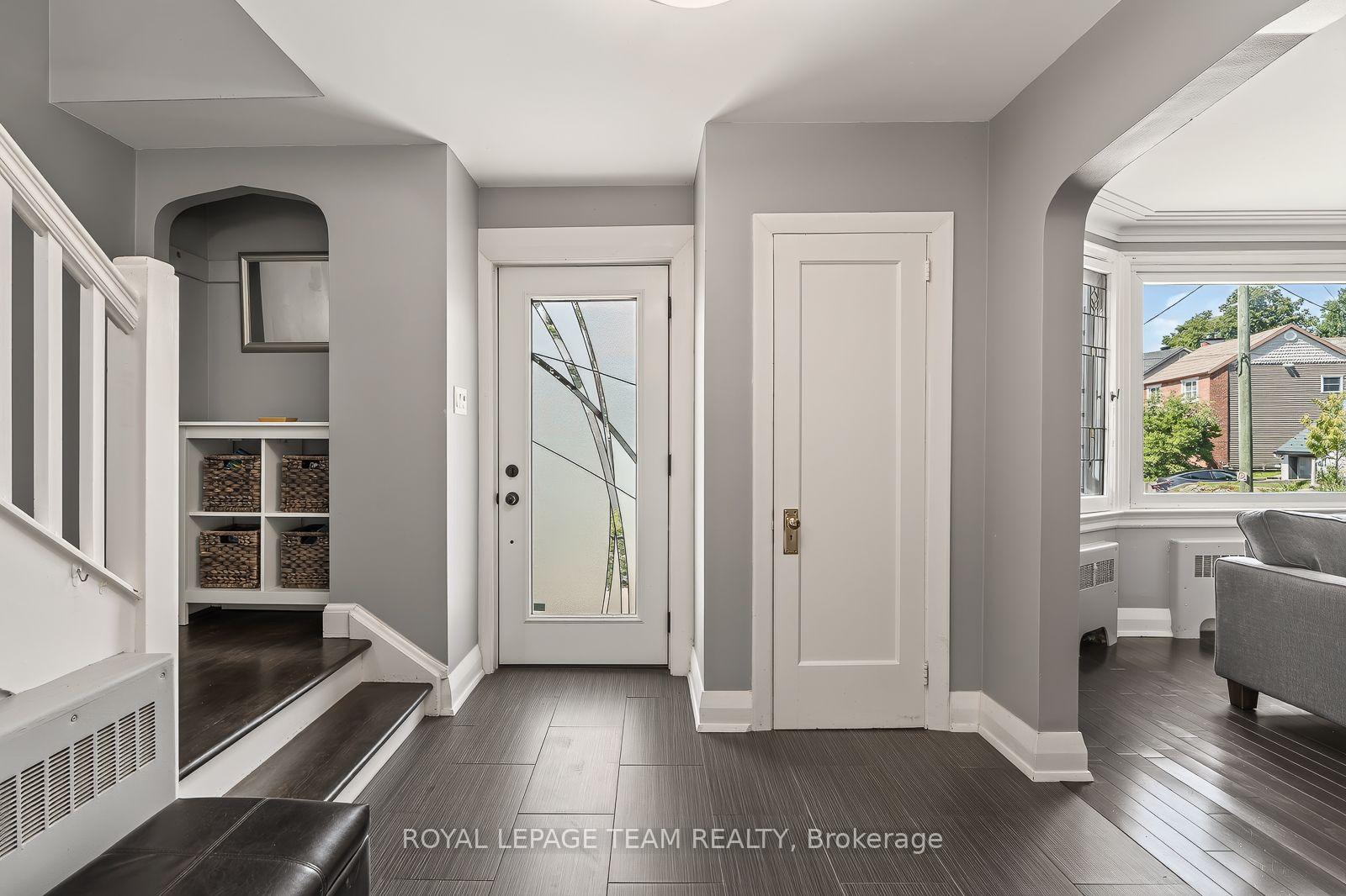 Photo 37 of 111 Ivy Crescent, Ottawa, Lindenlea — HOMEH