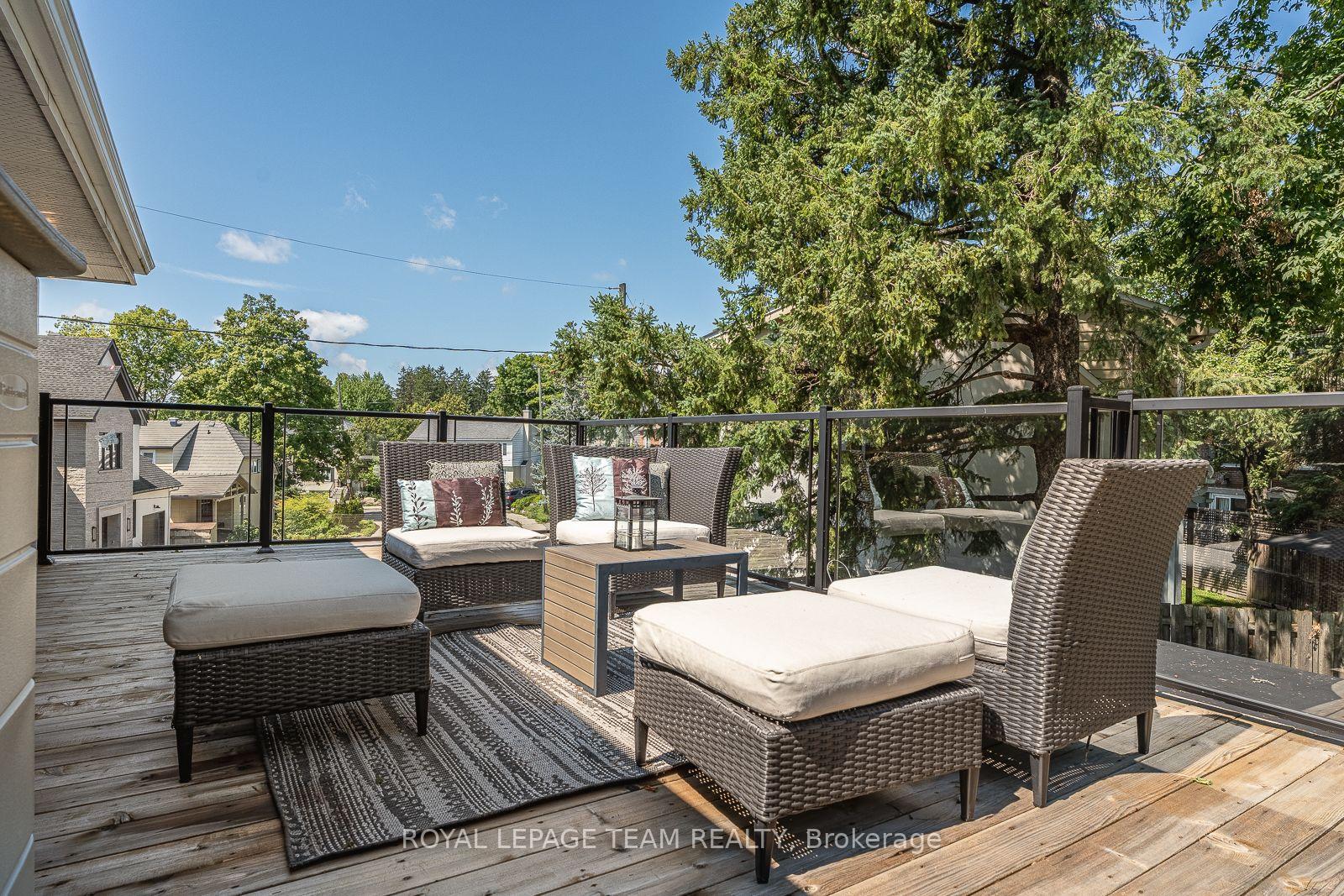 Photo 38 of 111 Ivy Crescent, Ottawa, Lindenlea — HOMEH