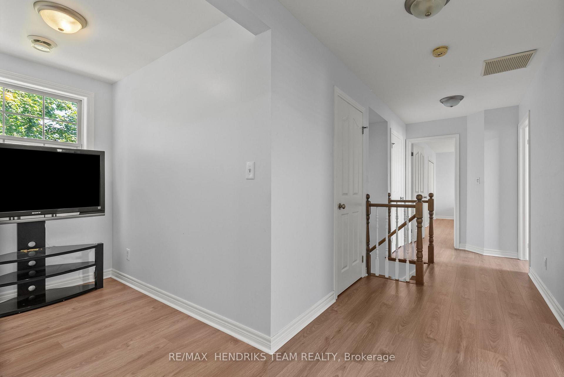 Photo 17 of 1648 Third Avenue, St. Catharines, Rural Fourth — HOMEH